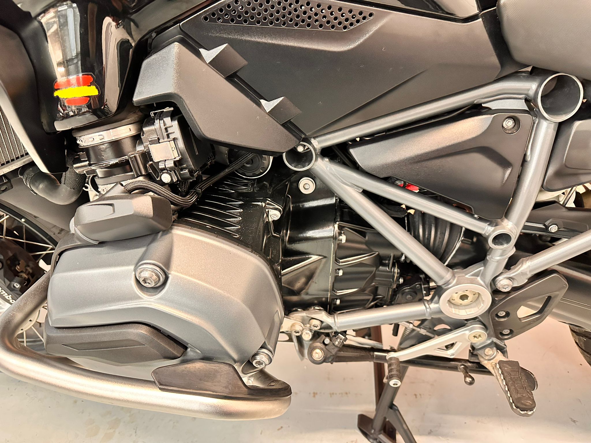 R1200 GS TE Triple Black (1170cc) 2016