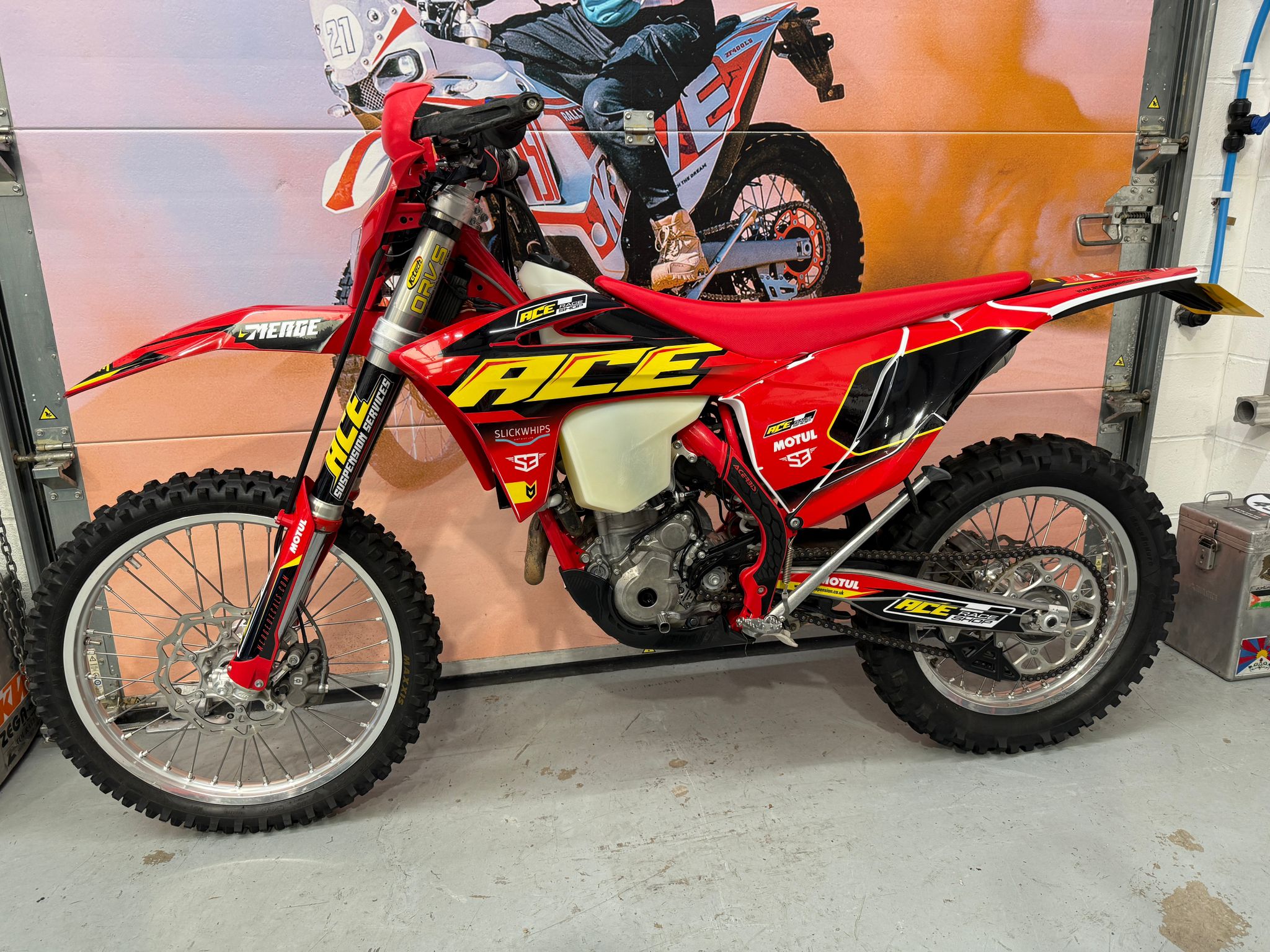 EC 250 F (249cc) 2021