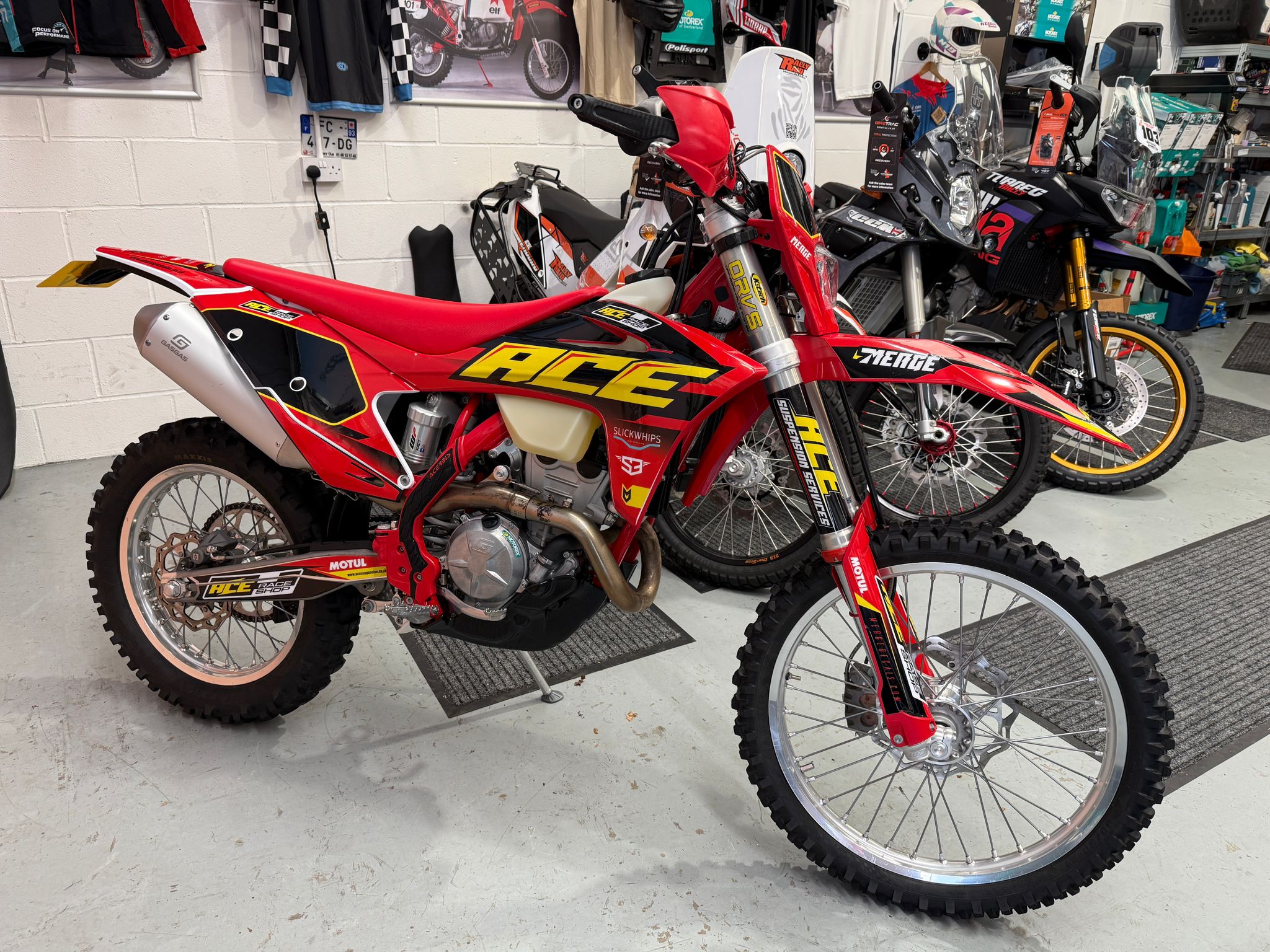 EC 250 F (249cc) 2021