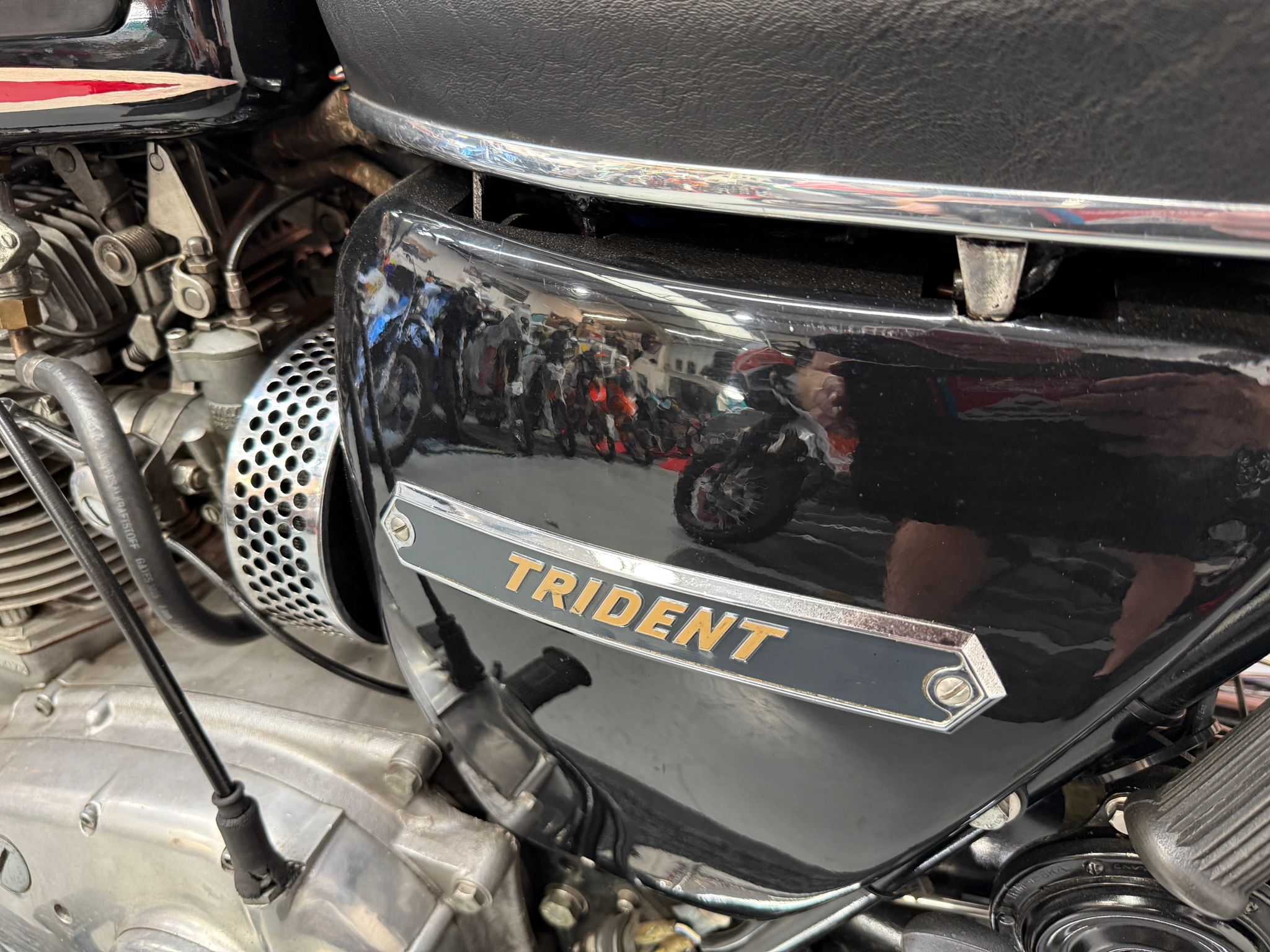 Trident 750 (741cc) 1976