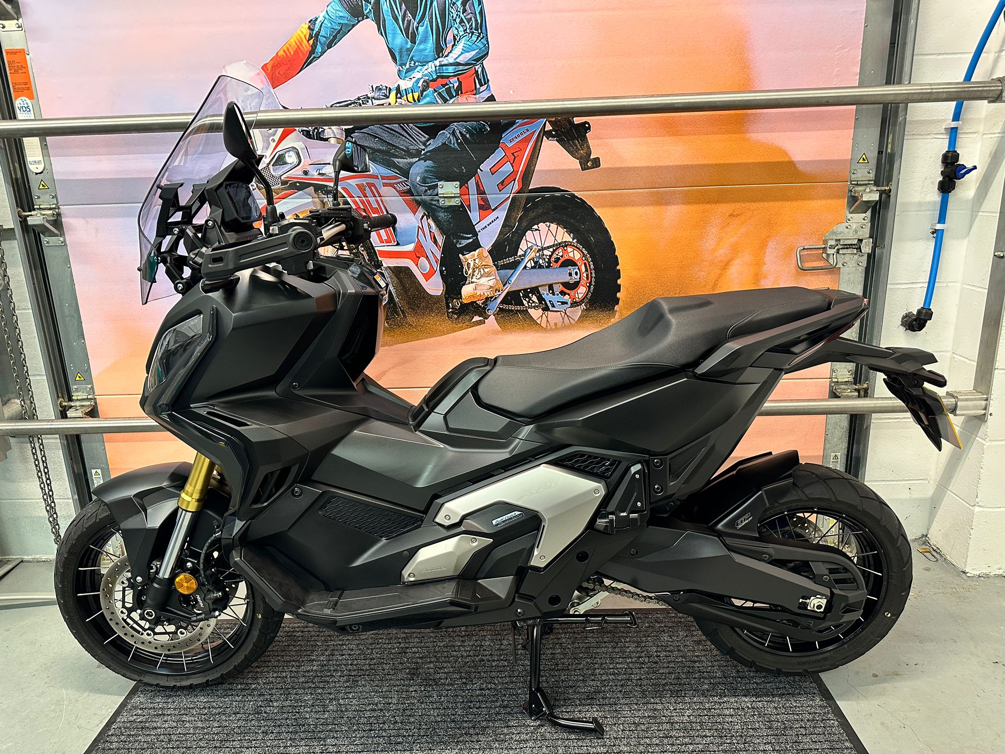 X-ADV 750 (745cc) 2024
