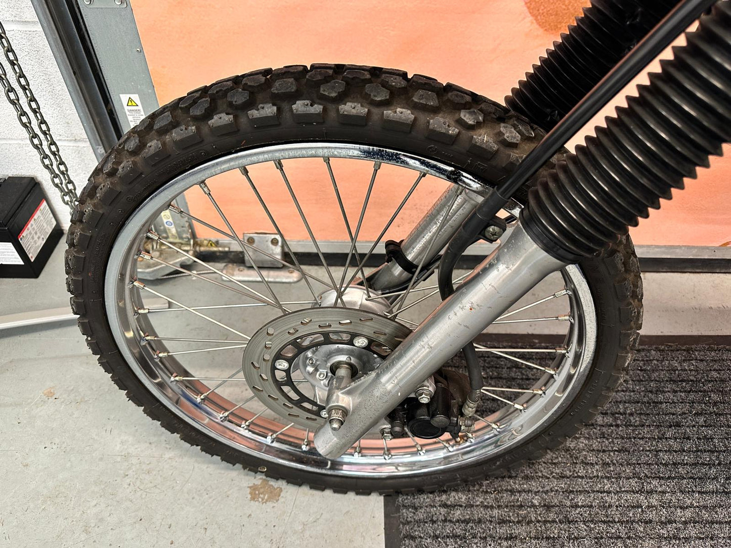 DR 125 Dual Sport (124cc) 2001