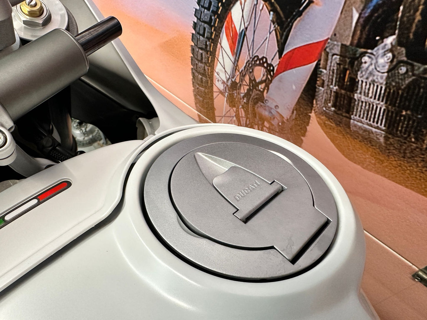 Desert X (937cc) 2022