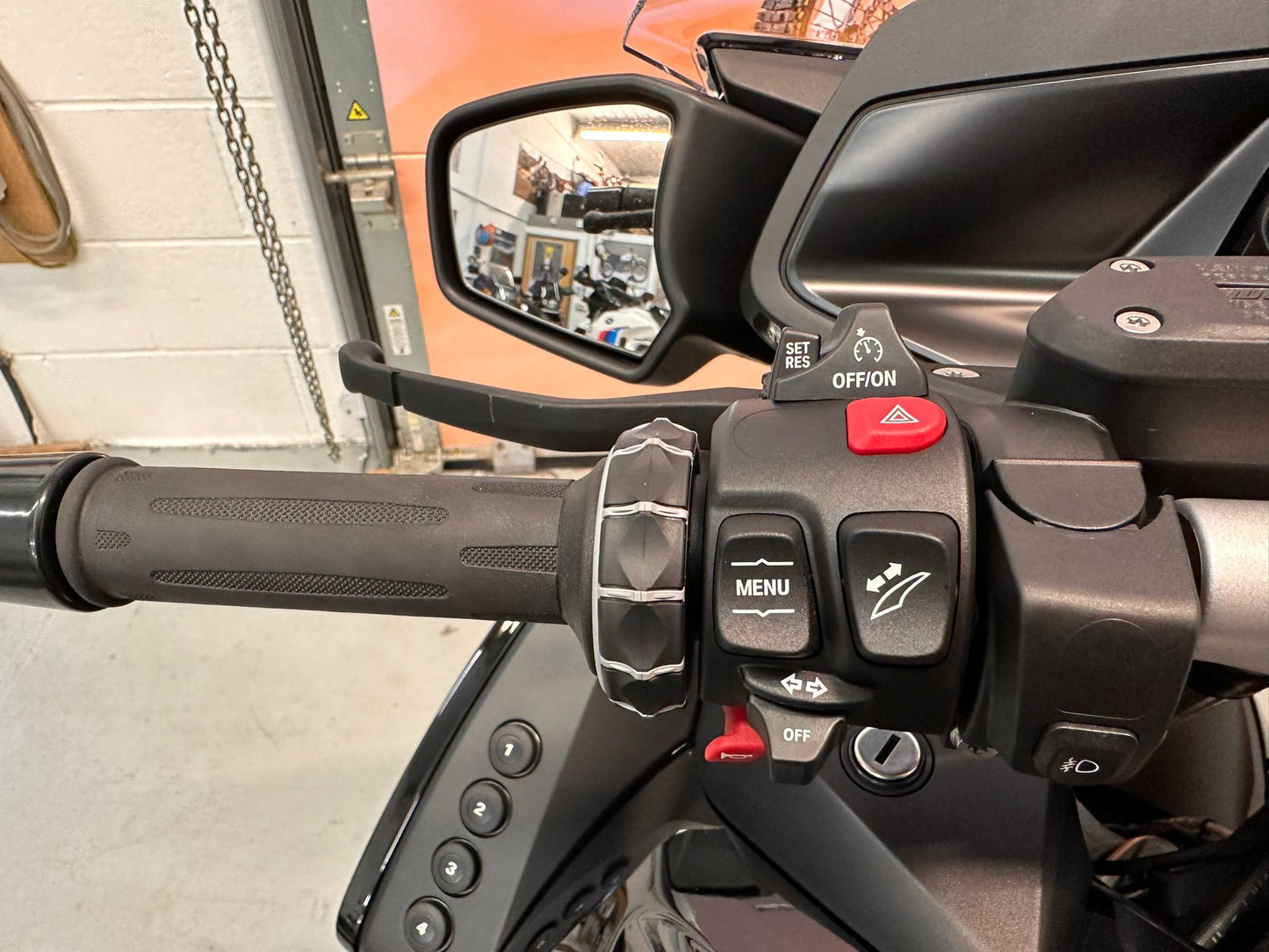 R1250 RT LE Triple Black (1254cc) 2023