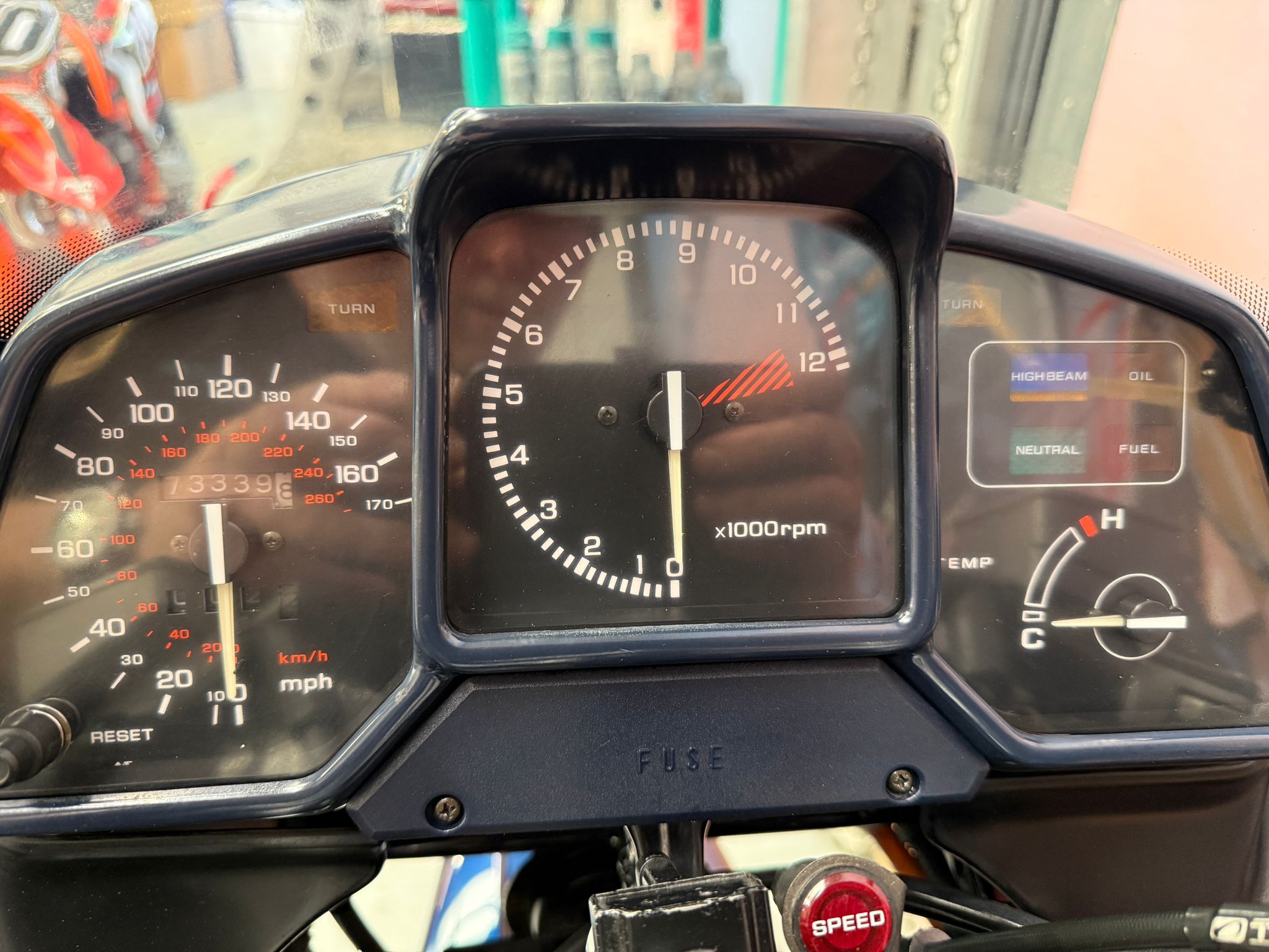 VFR 750 RC24 (748cc) 1987