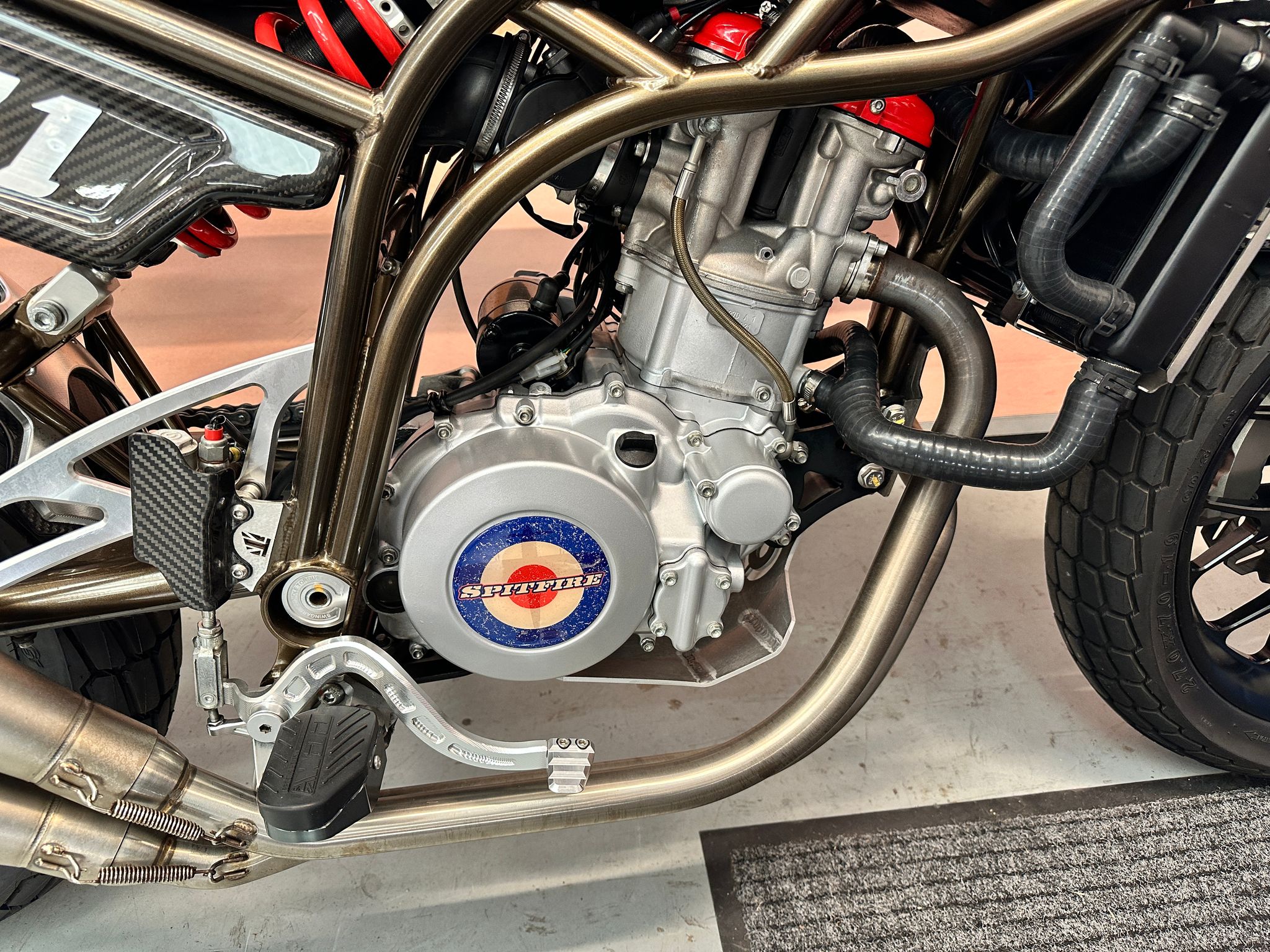 Spitfire Flat Tracker (600cc) 2019