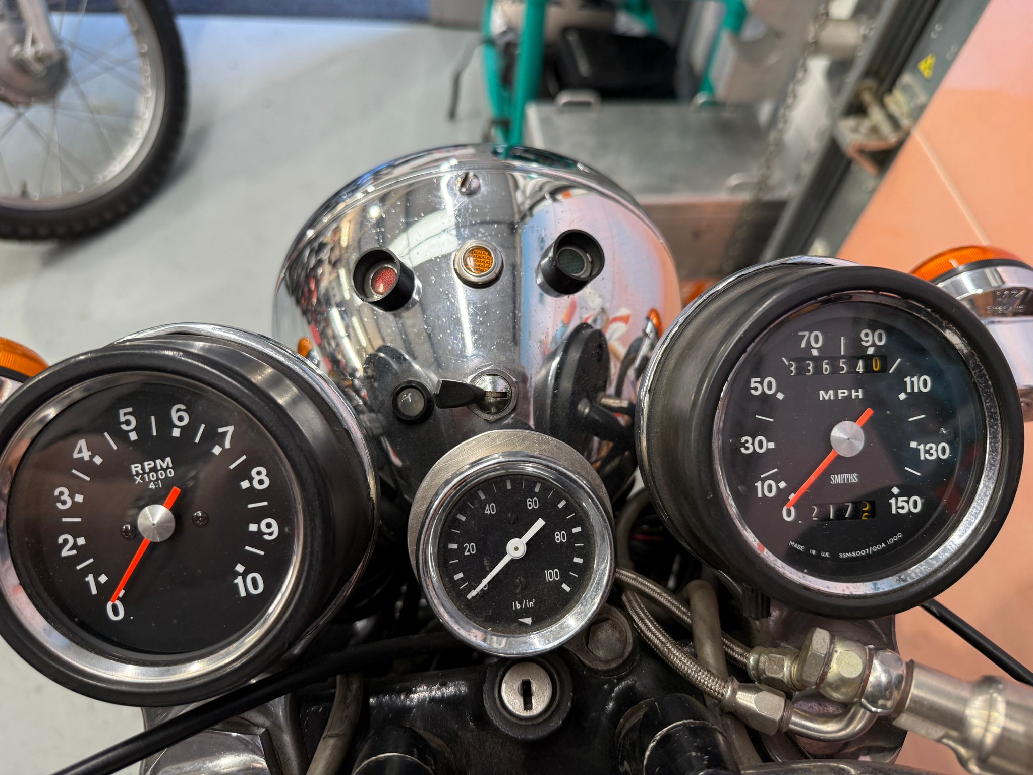 Trident 750 (741cc) 1976