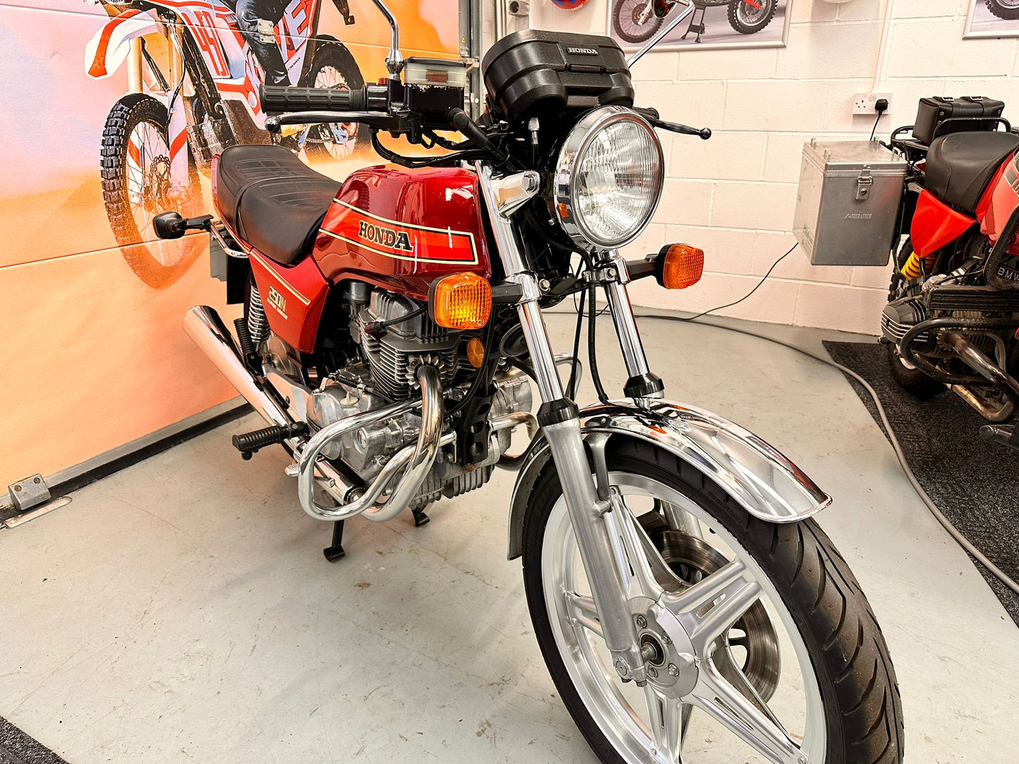 CB 250 Super Dream (249cc) 1980