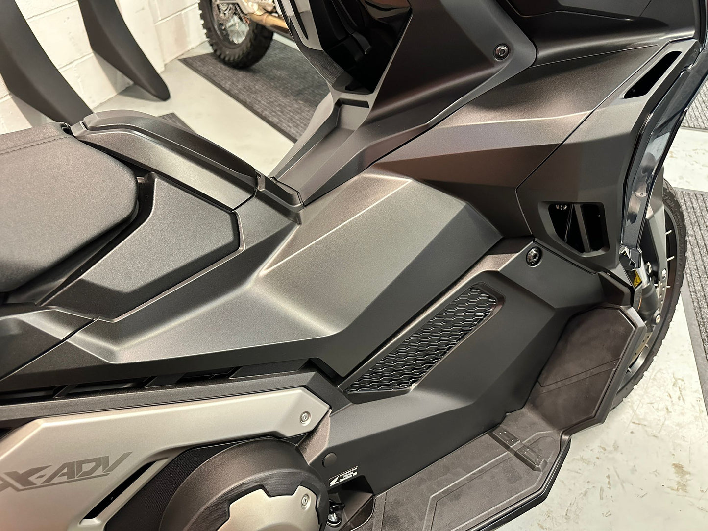 X-ADV 750 (745cc) 2024