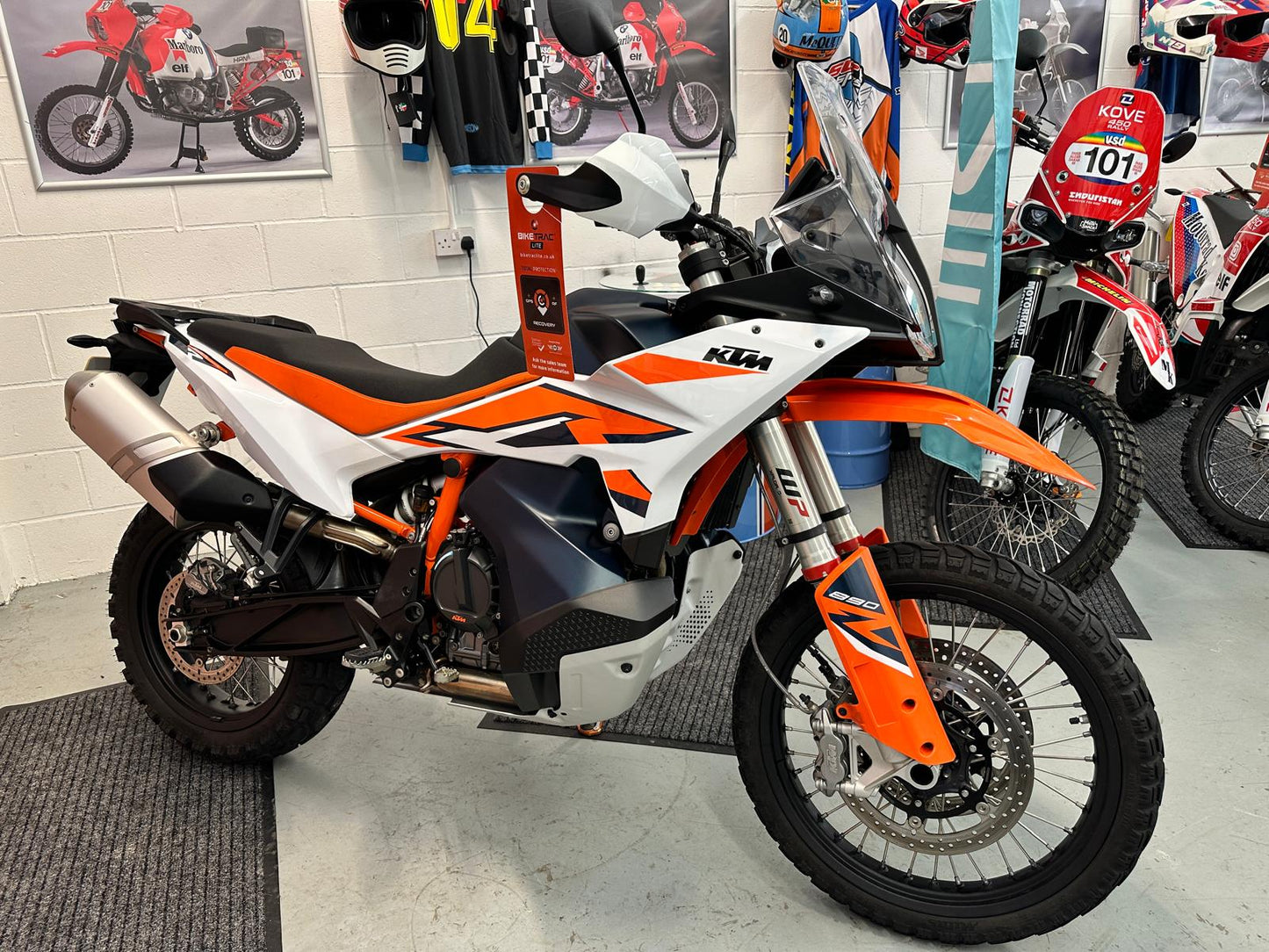 890 Adventure R (889cc) 2023