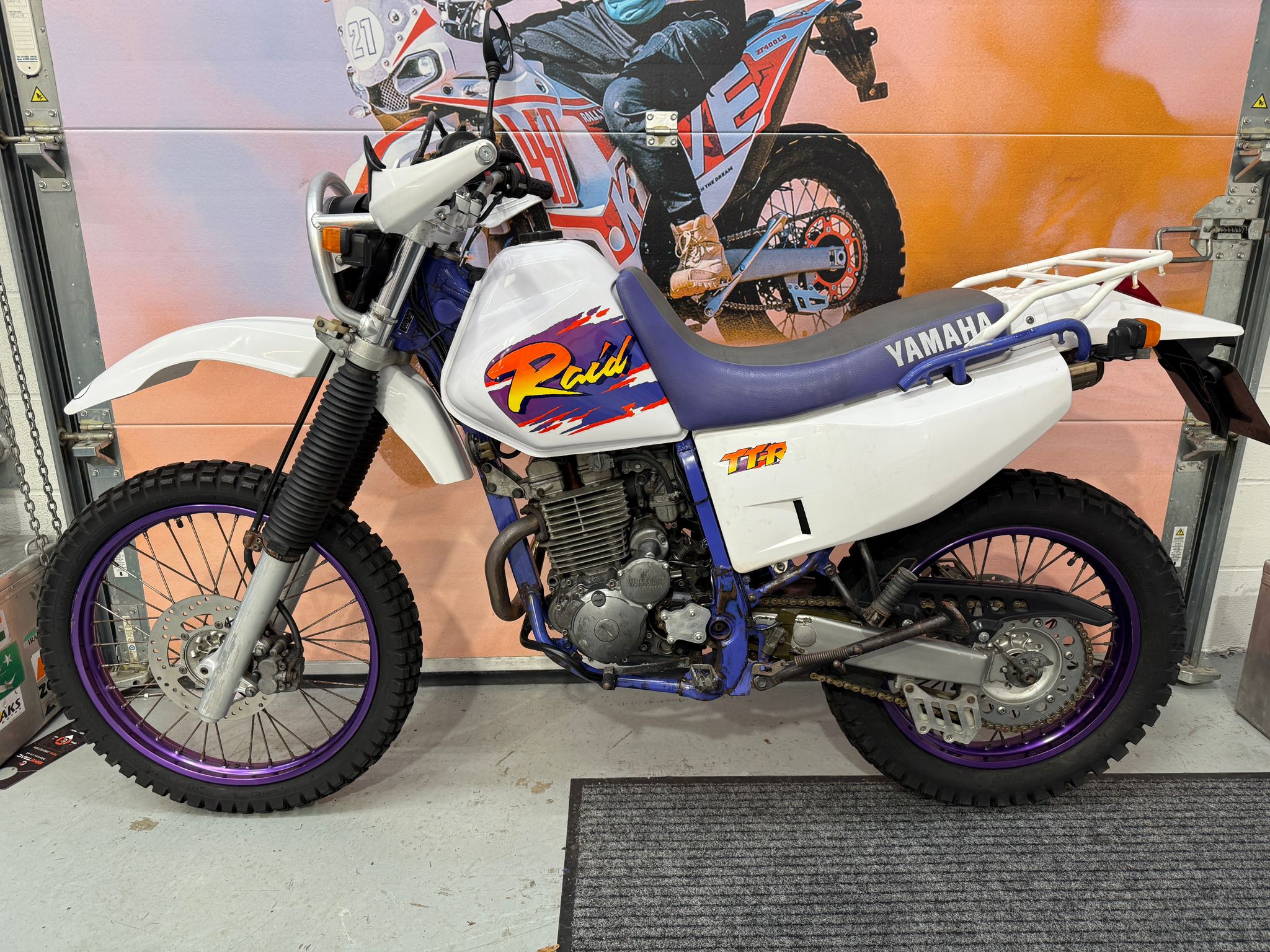 TT-R 250 Raid (249cc) 1995