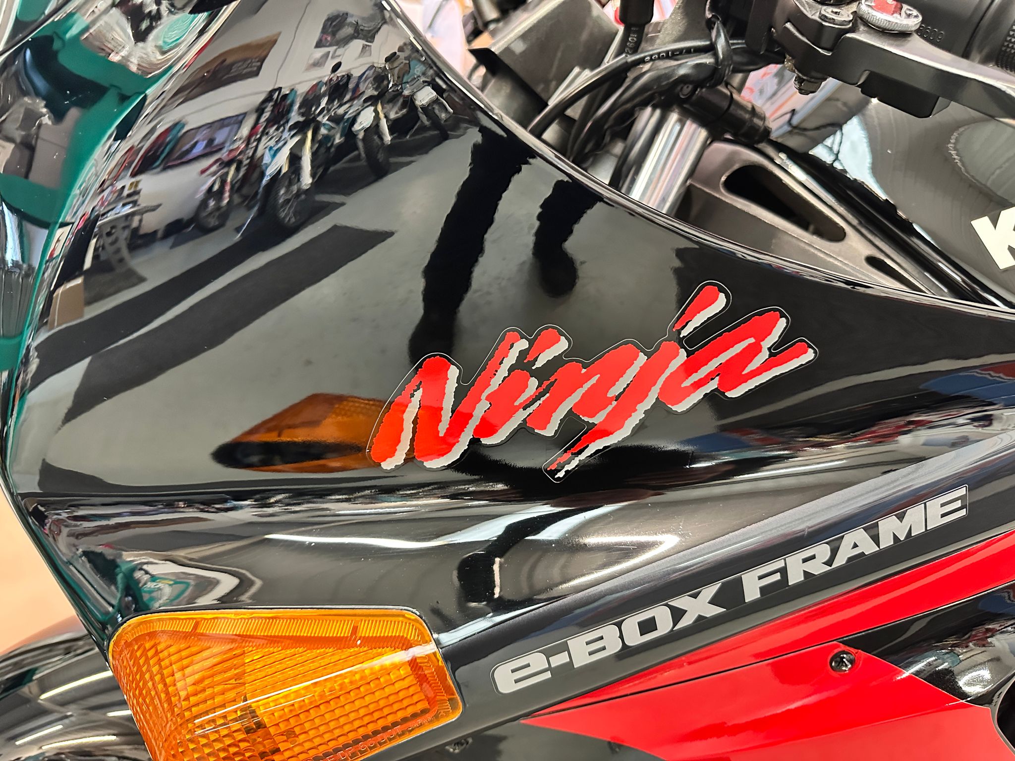 Ninja ZX-10R (998cc) 1995