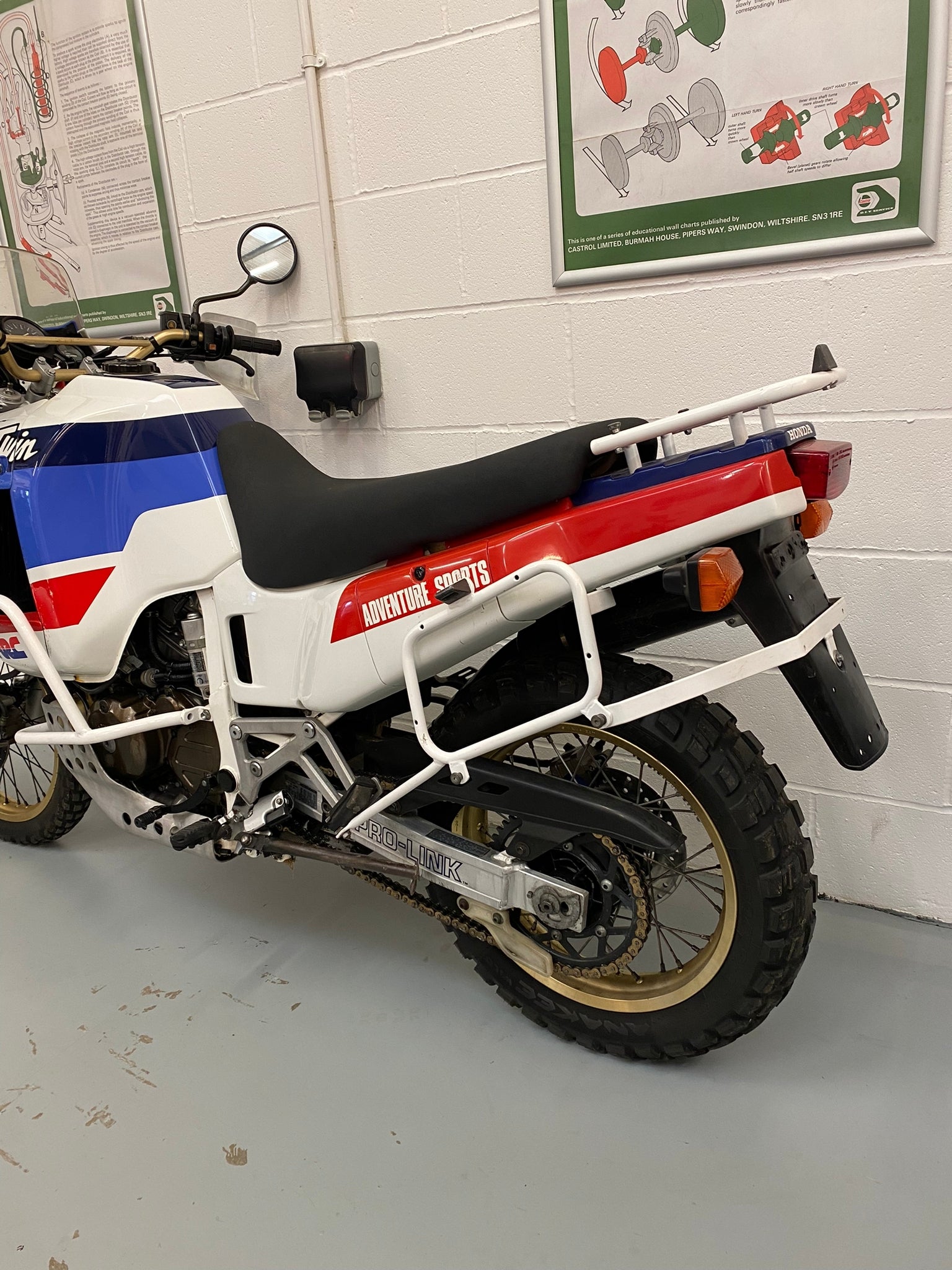 RD03 XRV650 AFRICA TWIN (647cc) 1989