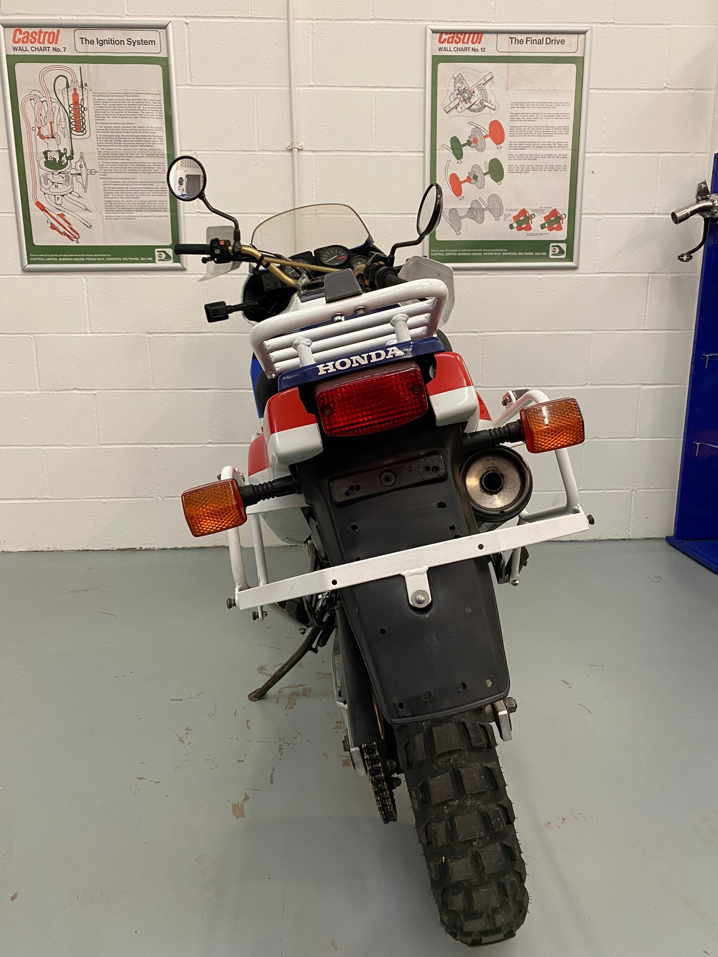 RD03 XRV650 AFRICA TWIN (647cc) 1989