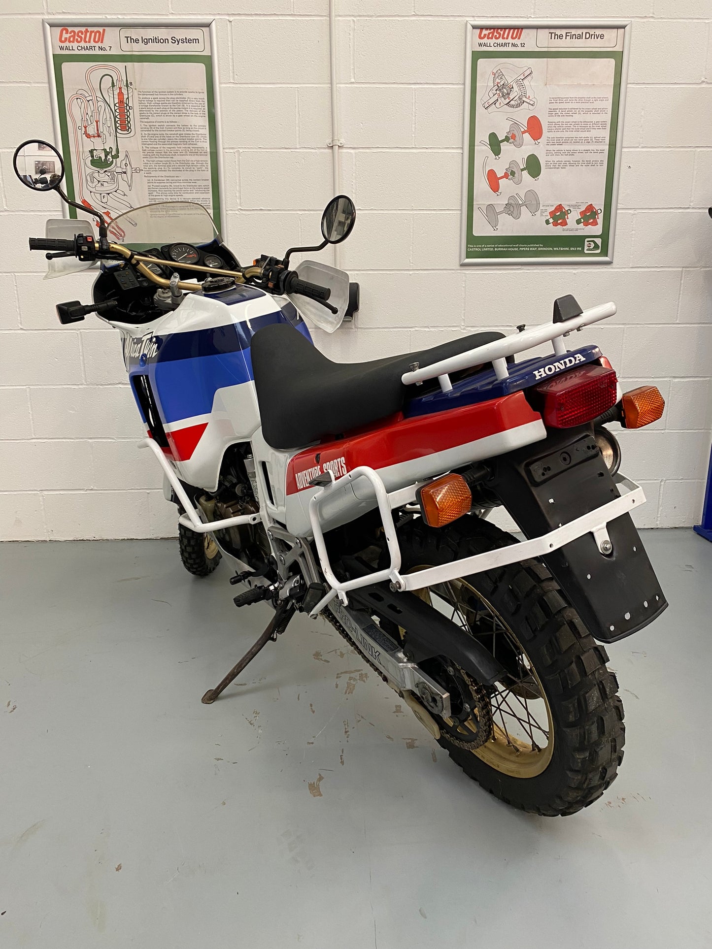 RD03 XRV650 AFRICA TWIN (647cc) 1989