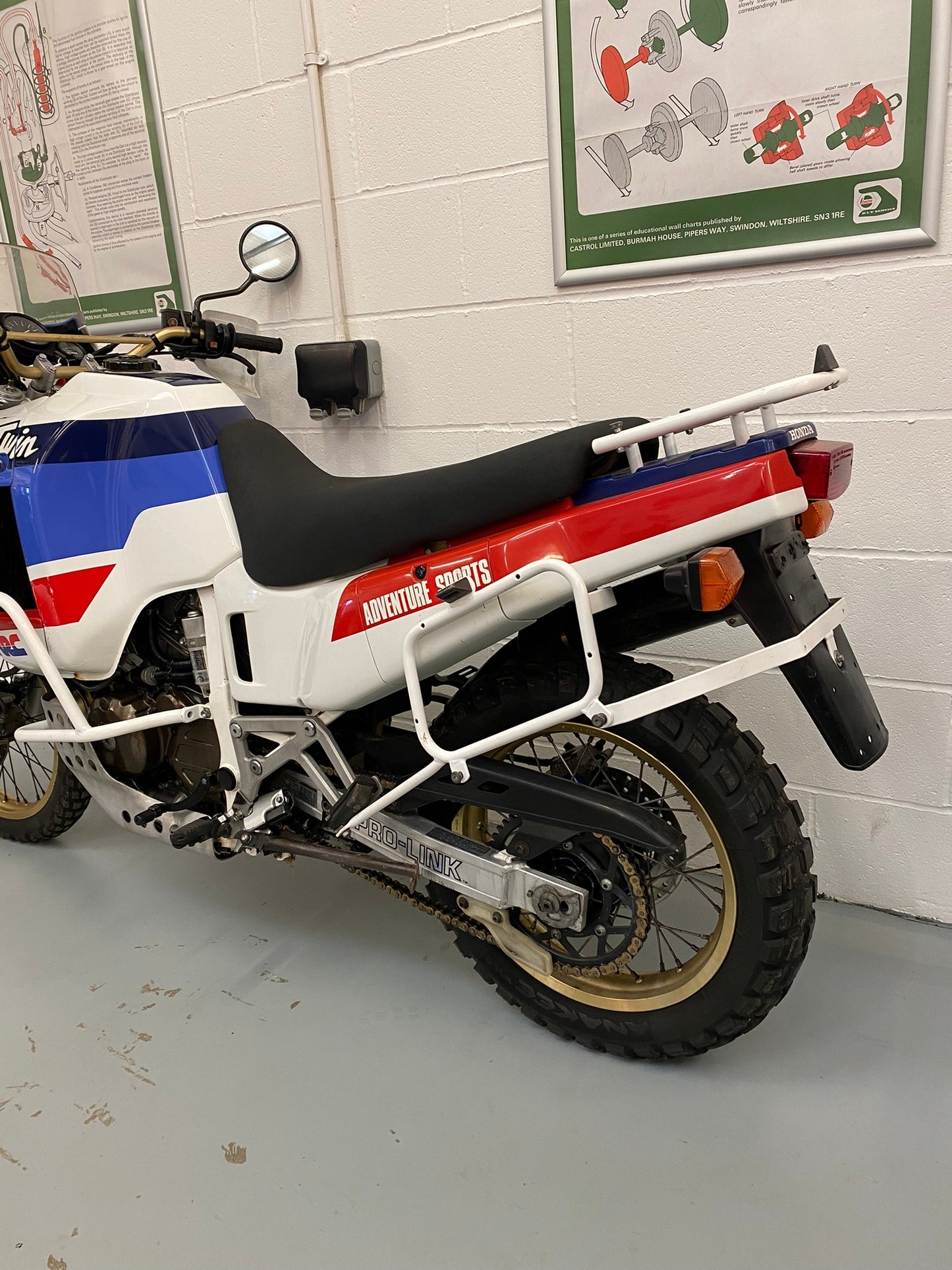 RD03 XRV650 AFRICA TWIN (647cc) 1989
