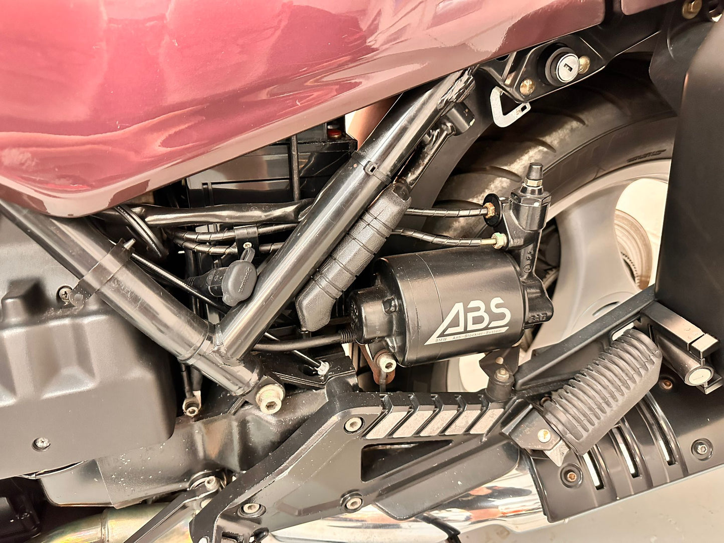 K75S (740cc) 1991