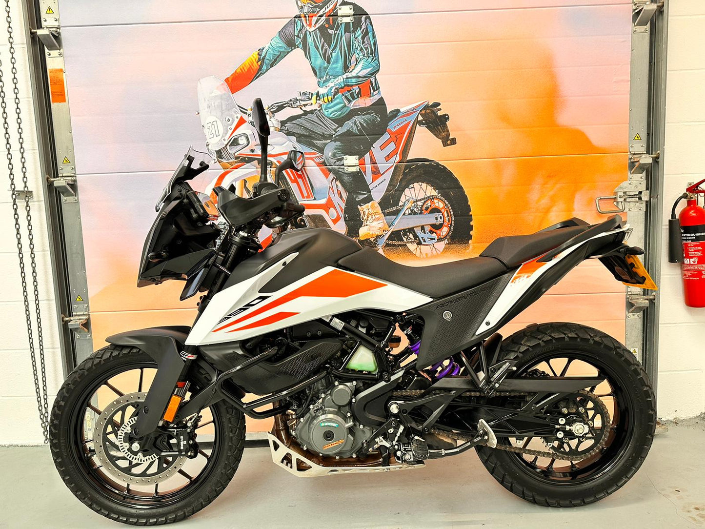 390 Adventure (373 cc) 2020