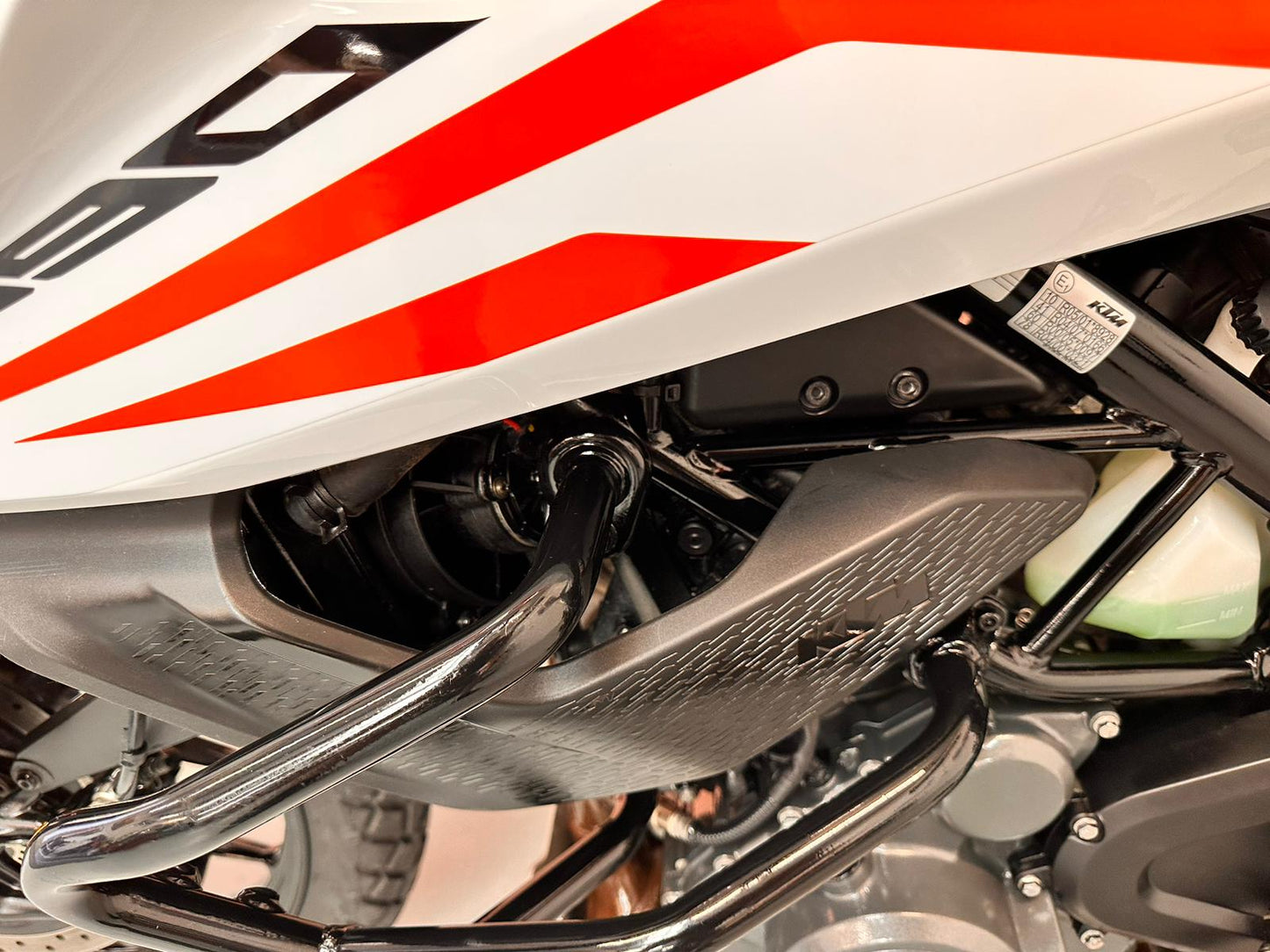 390 Adventure (373 cc) 2020