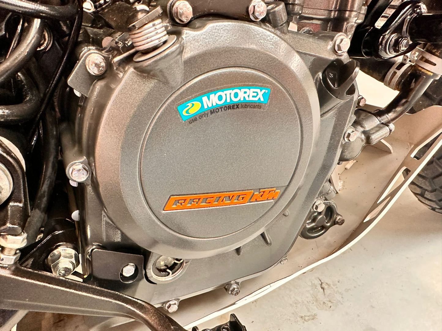 390 Adventure (373 cc) 2020