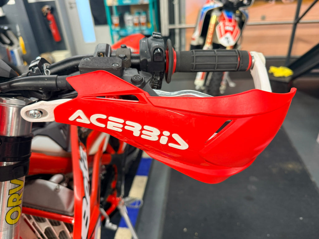 XTRAINER 300 (293cc) 2023