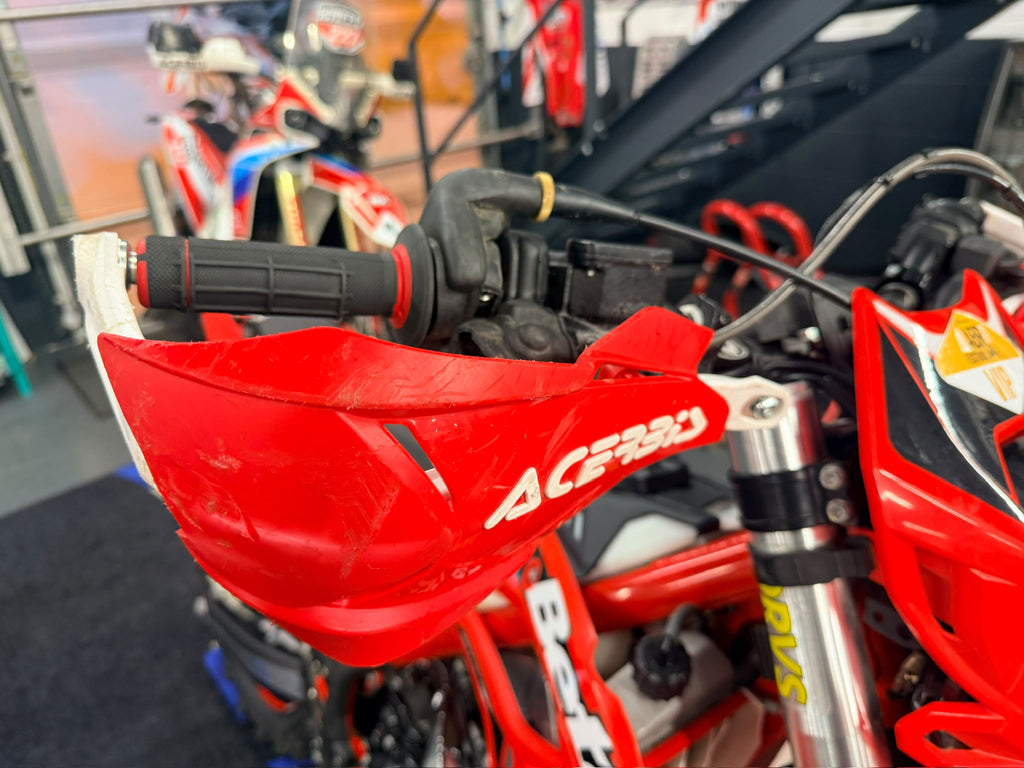 XTRAINER 300 (293cc) 2023