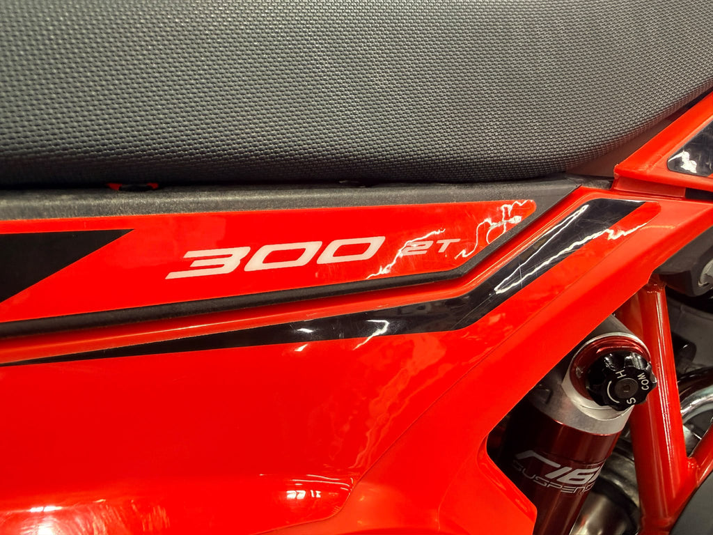 XTRAINER 300 (293cc) 2023