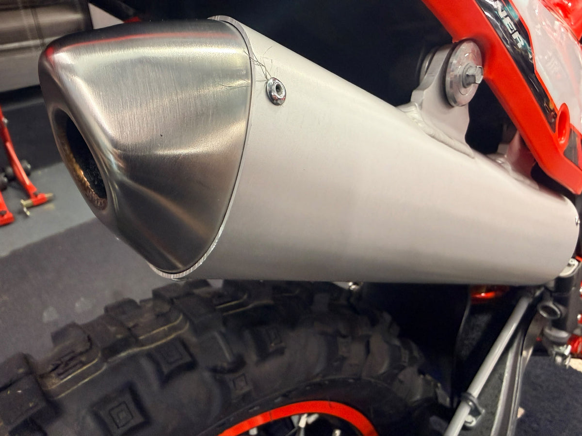 XTRAINER 300 (293cc) 2023