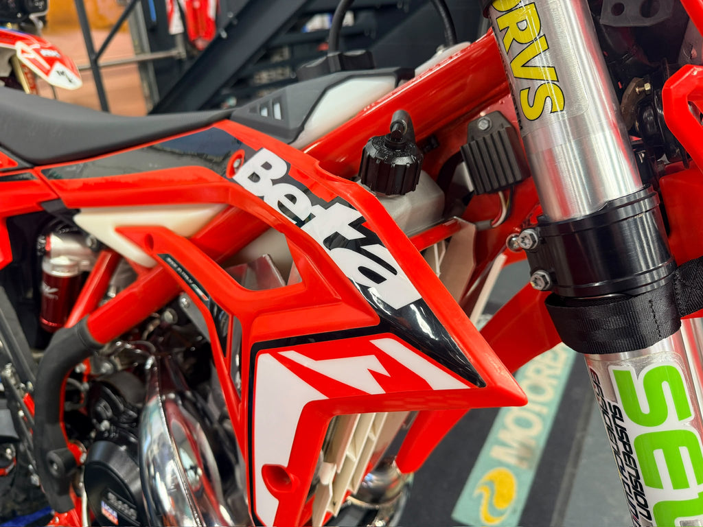 XTRAINER 300 (293cc) 2023