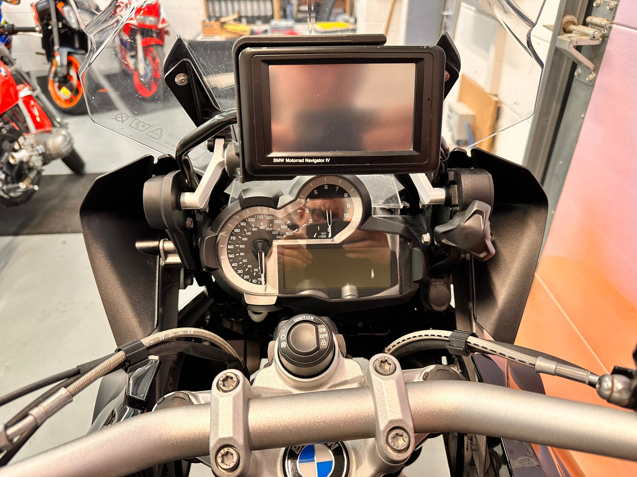 R1200 GS TE Triple Black (1170cc) 2016
