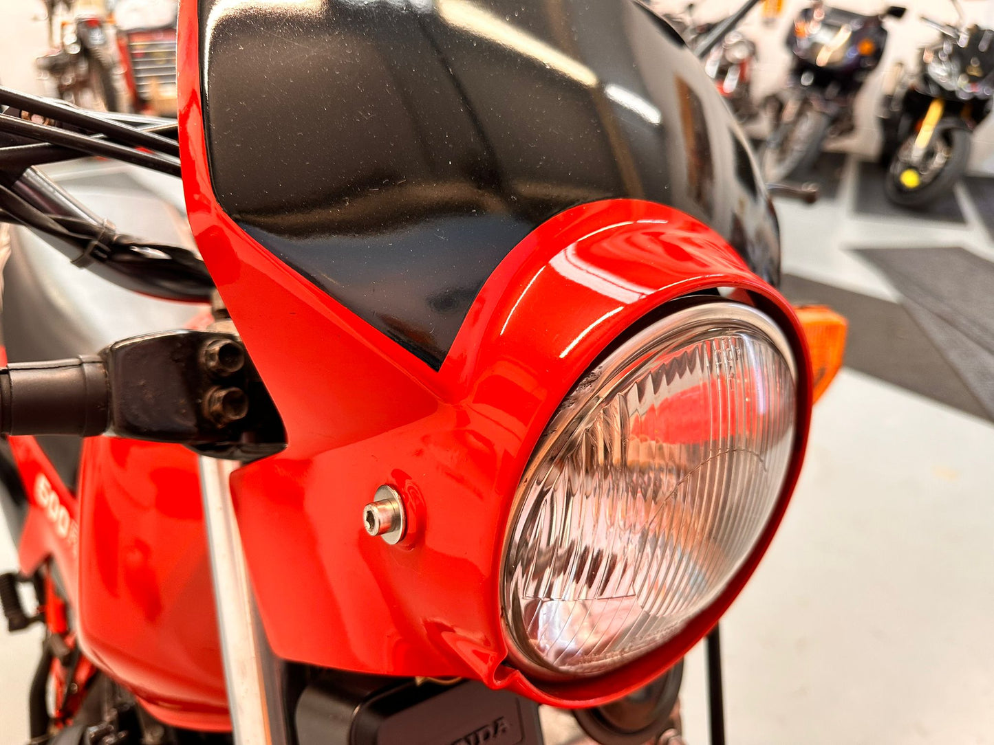 XL 500R (497cc) 1984
