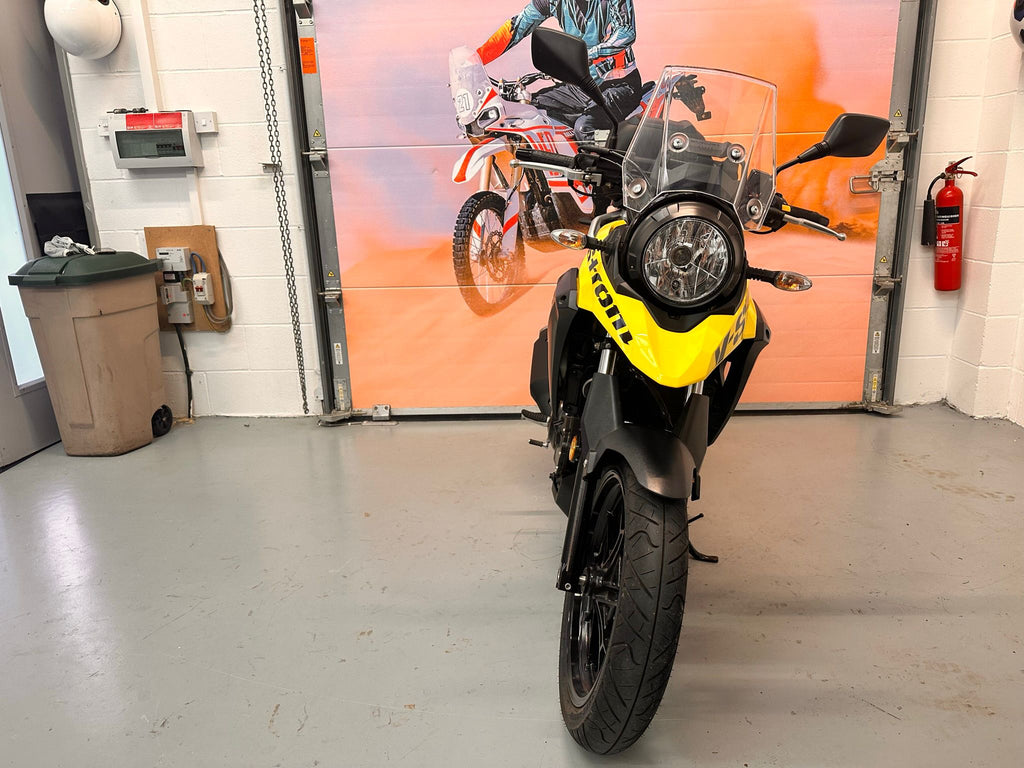 DL250 AL8 V Storm (248cc) 2017
