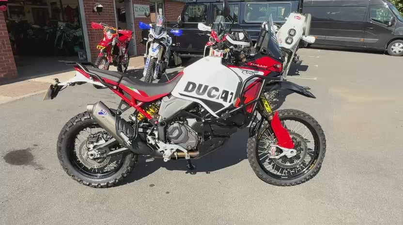Desert X (937cc) 2024