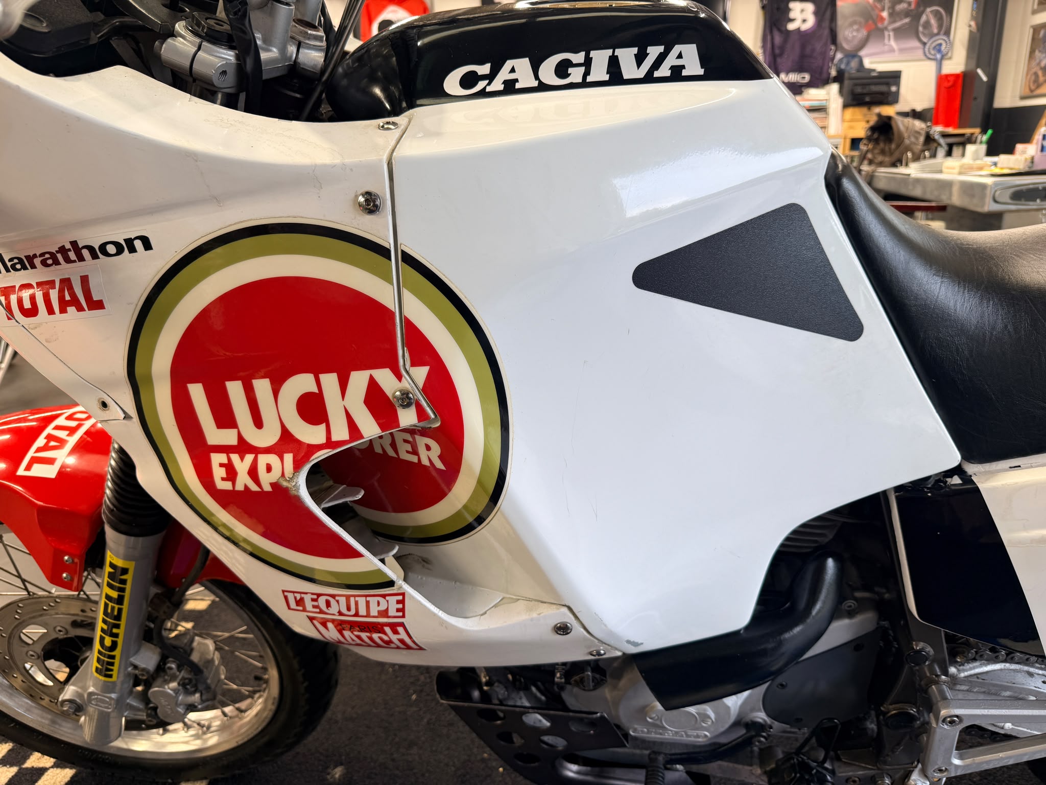 750 Elefant Lucky Explorer (748cc) 1999