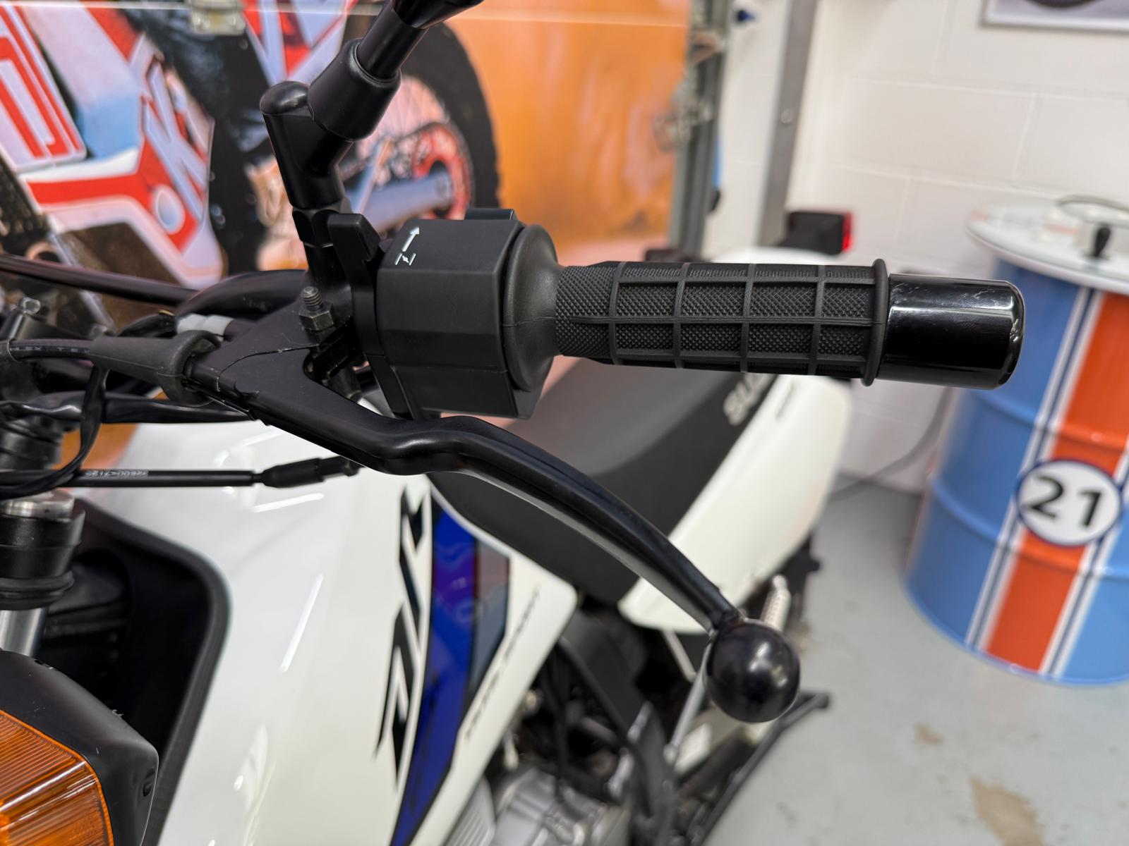 DR 650 Dual Sport (644cc) 2025