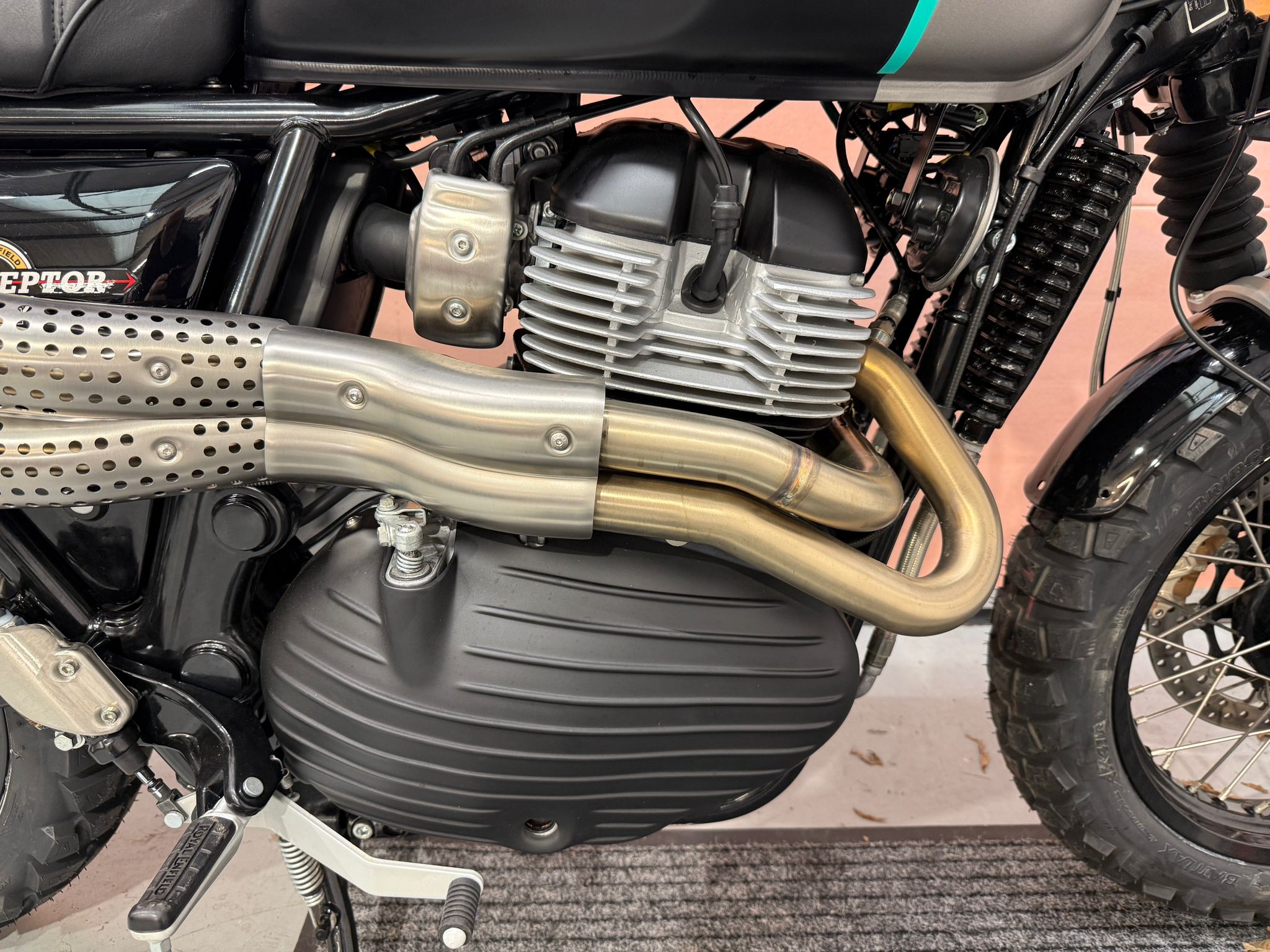 Interceptor Street Scrambler (648cc) 2022