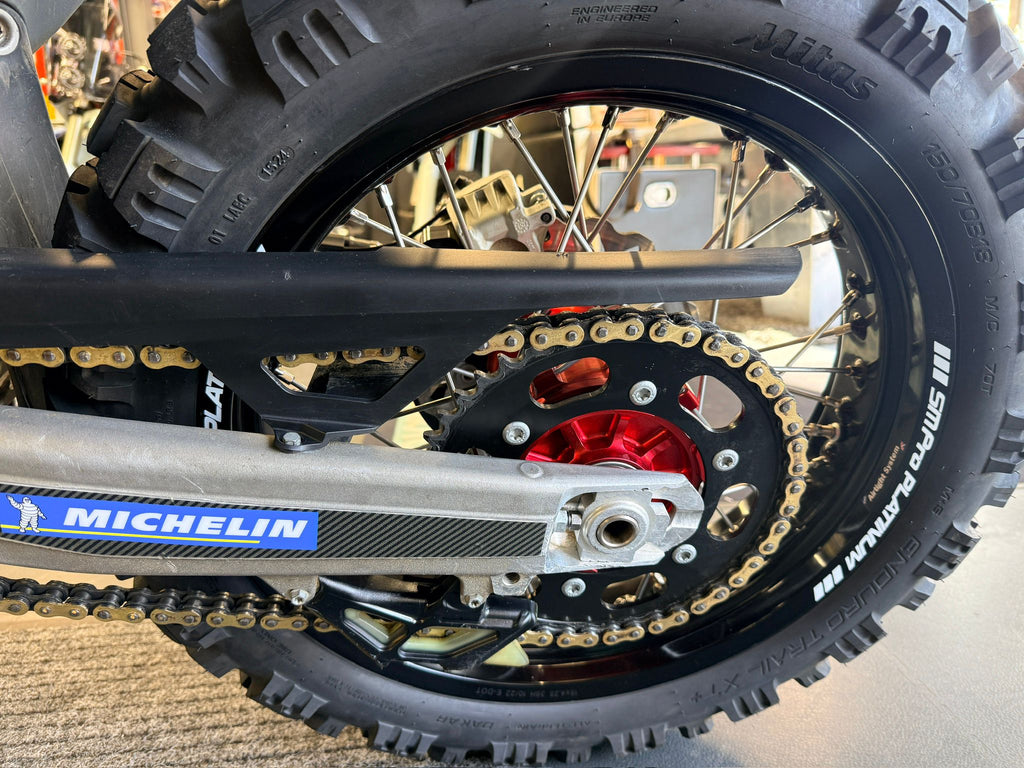 ES 700 Enduro (692cc) 2022
