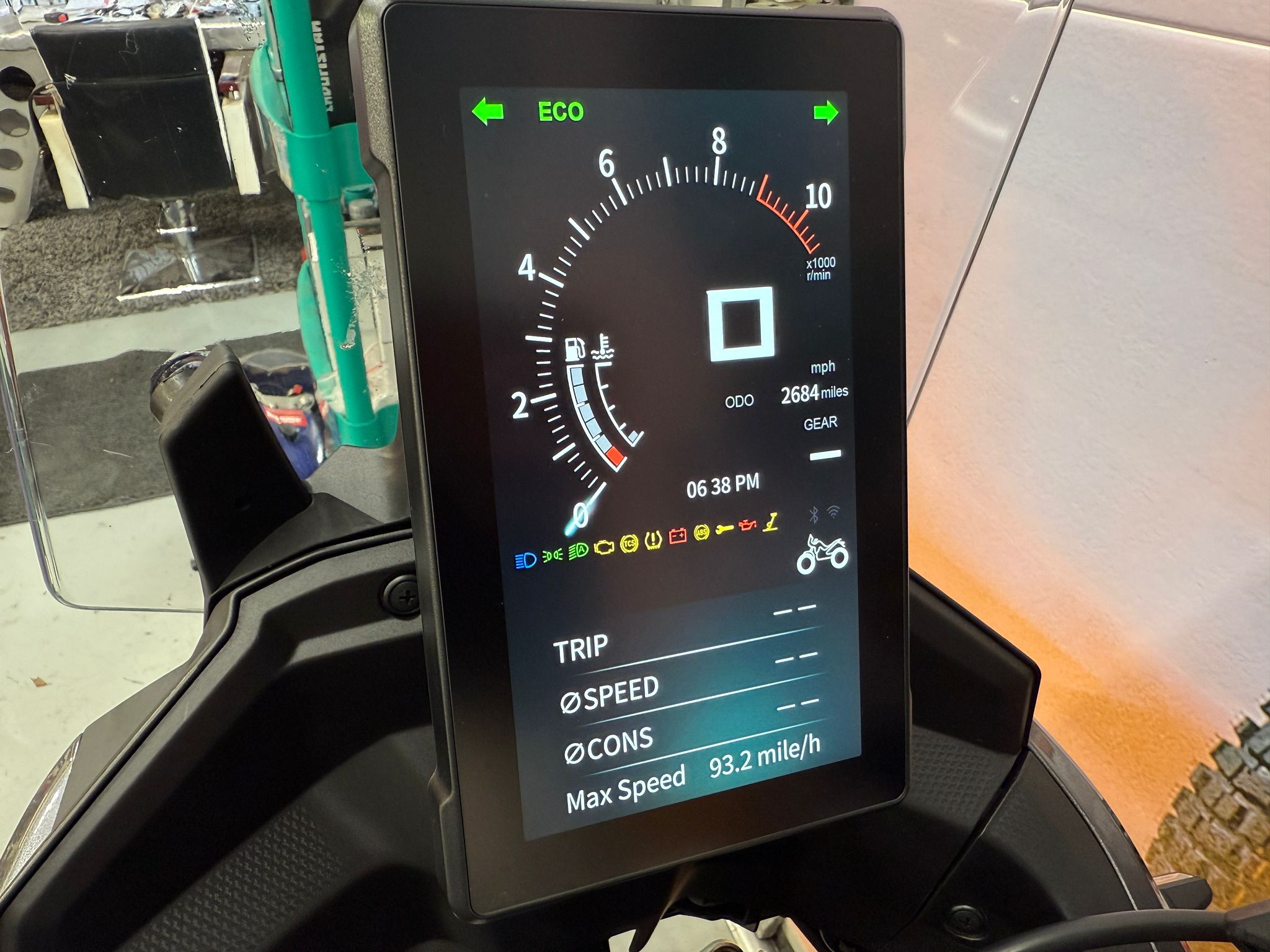 800 X Pro Lightweight (799cc) 2024