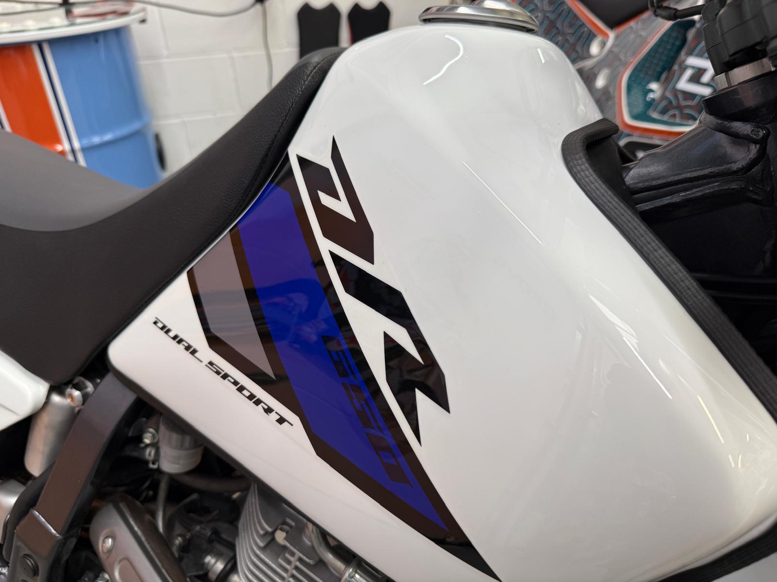 DR 650 Dual Sport (644cc) 2025