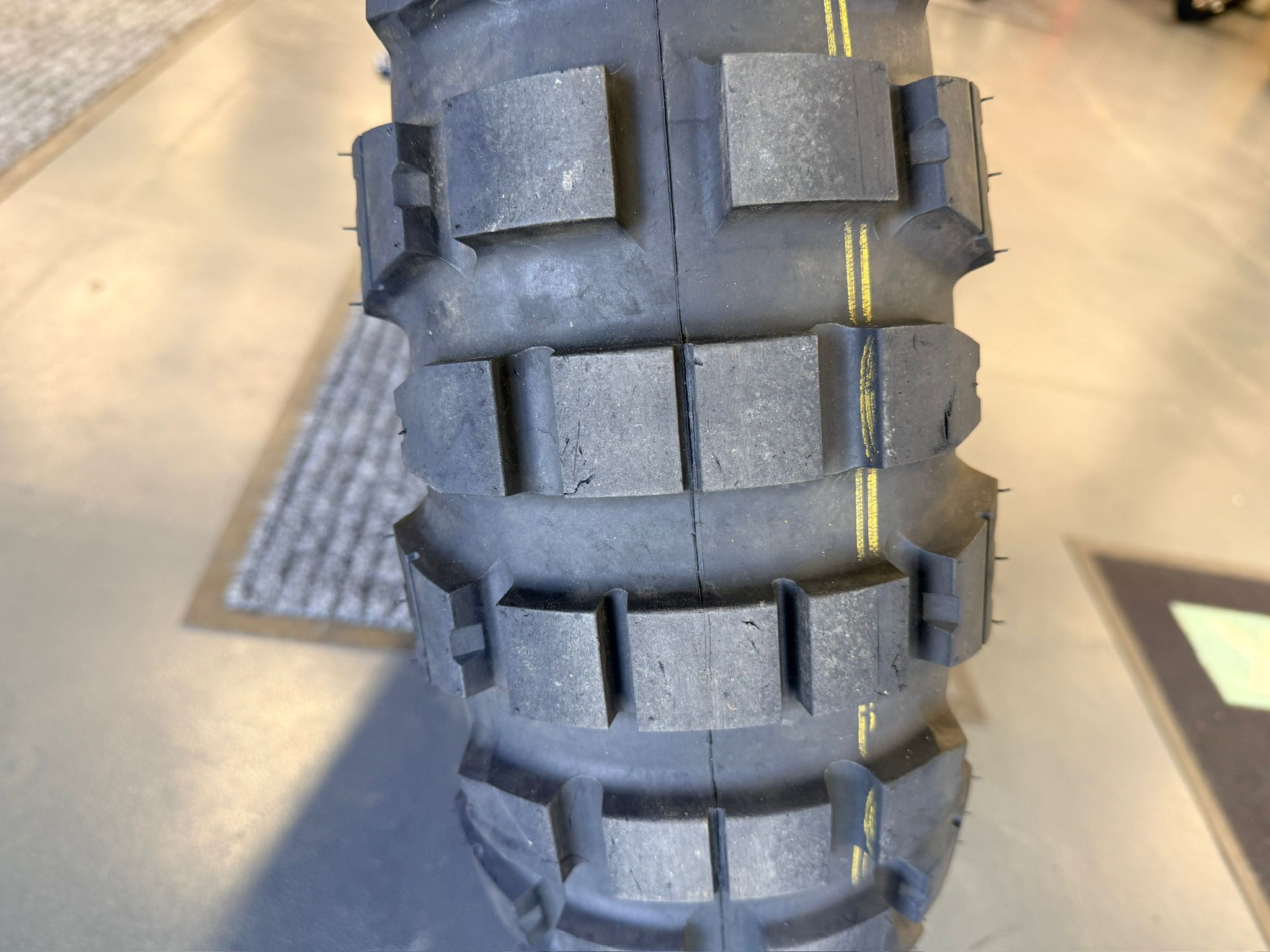 ES 700 Enduro (692cc) 2022