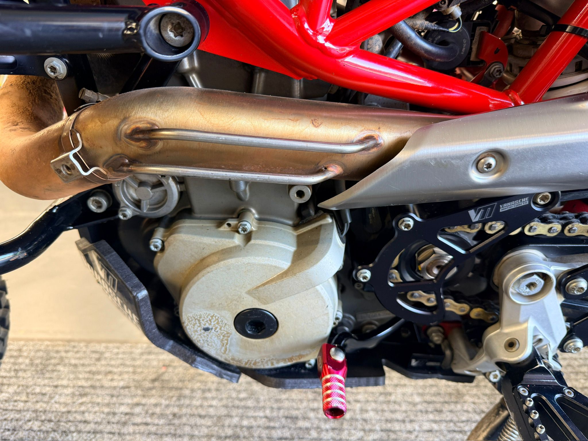 ES 700 Enduro (692cc) 2022