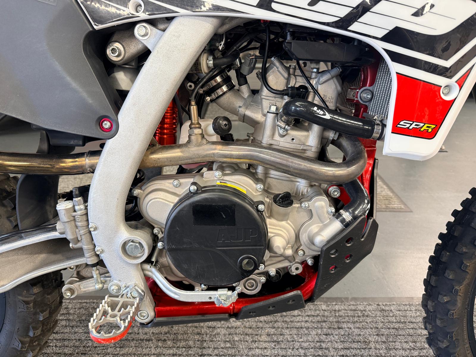 SPR 250 (250cc) 2021