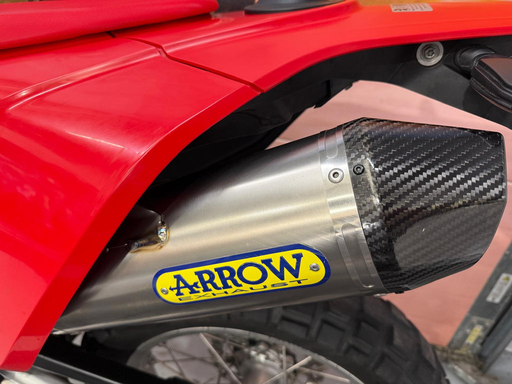 ES 700 Enduro (692cc) 2024