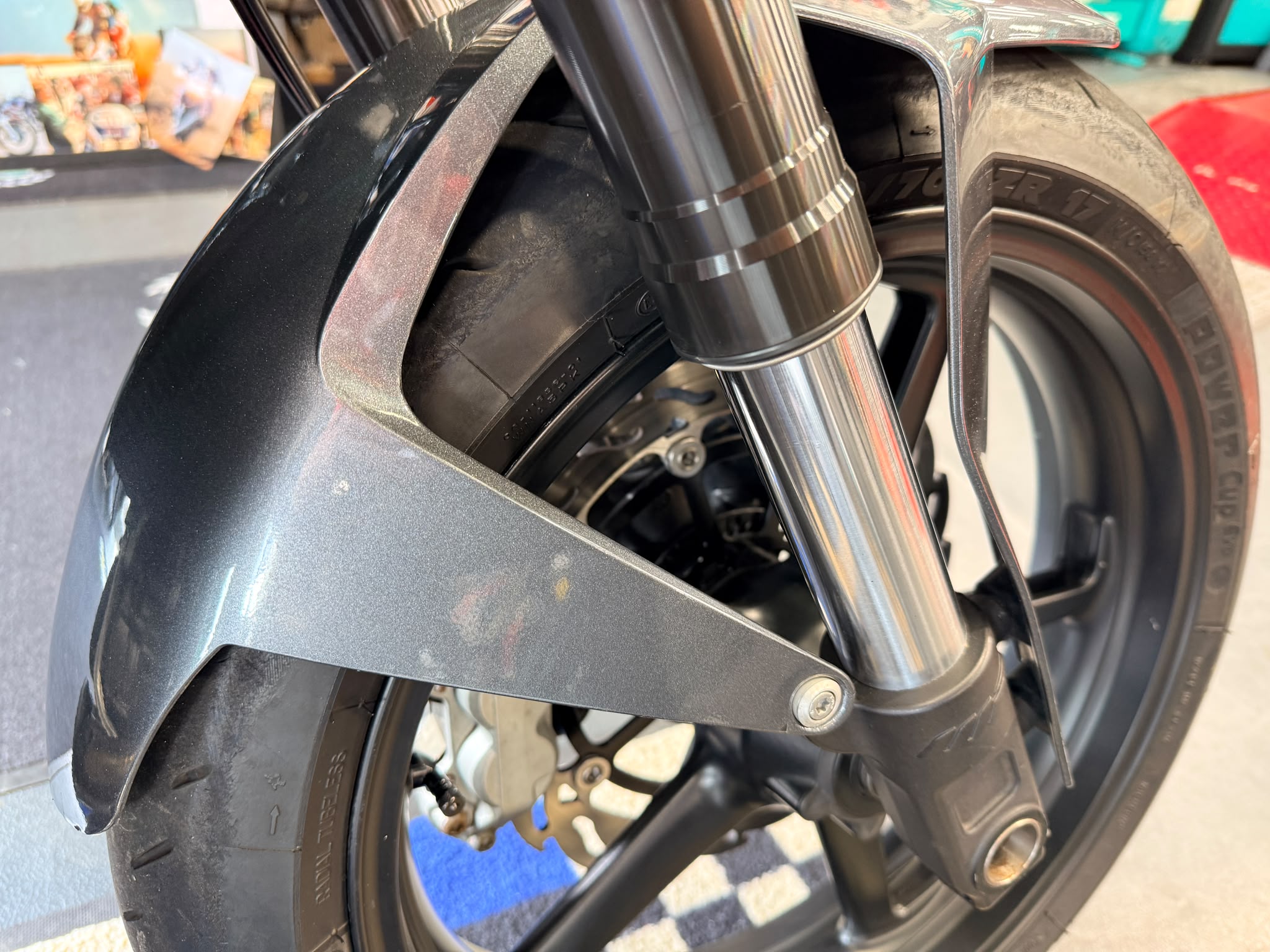 690 Duke (732cc) 2012