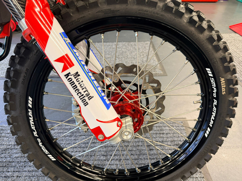 ES 700 Enduro (692cc) 2022