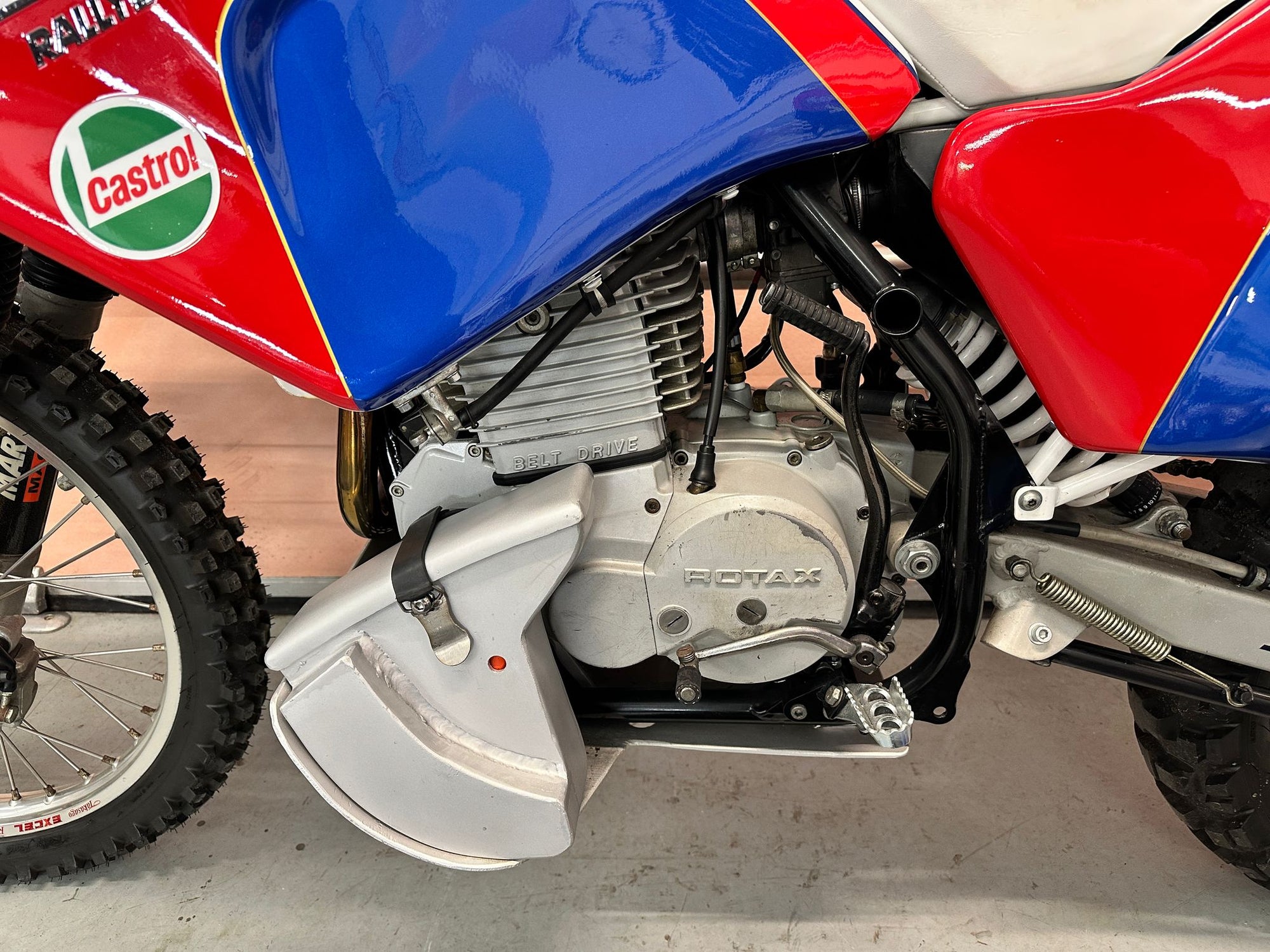 Armstrong Dakar Rally (604cc) 1998