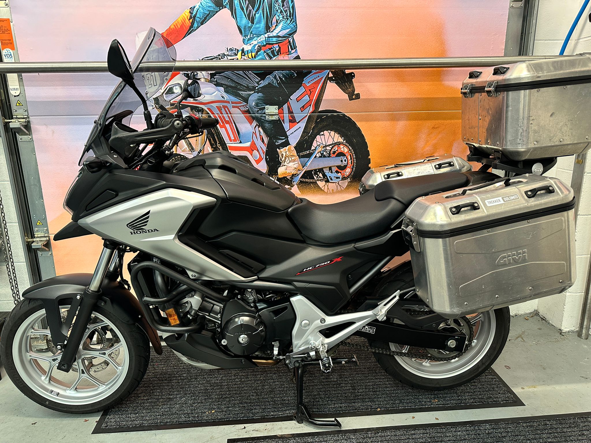 NC750X (745cc) 2017
