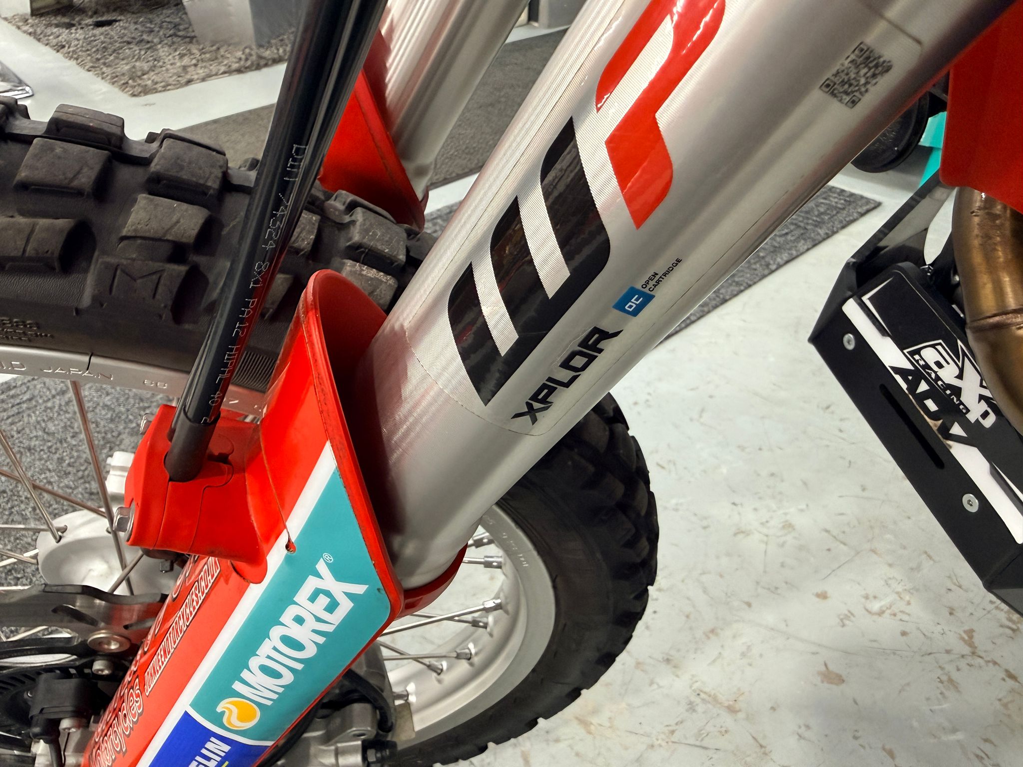 ES 700 Enduro (692cc) 2025