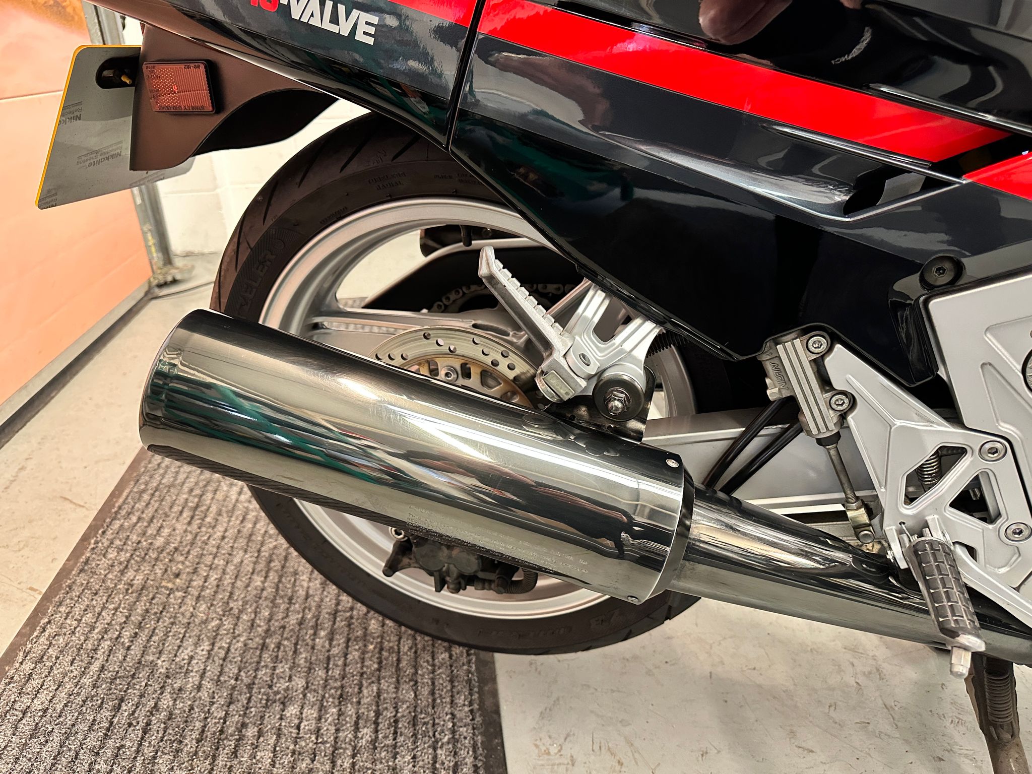 Ninja ZX-10R (998cc) 1995