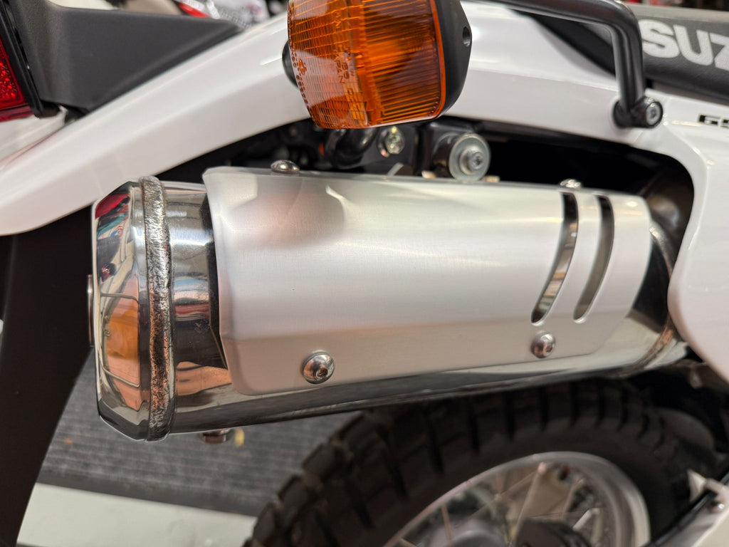 DR 650 Dual Sport (644cc) 2025